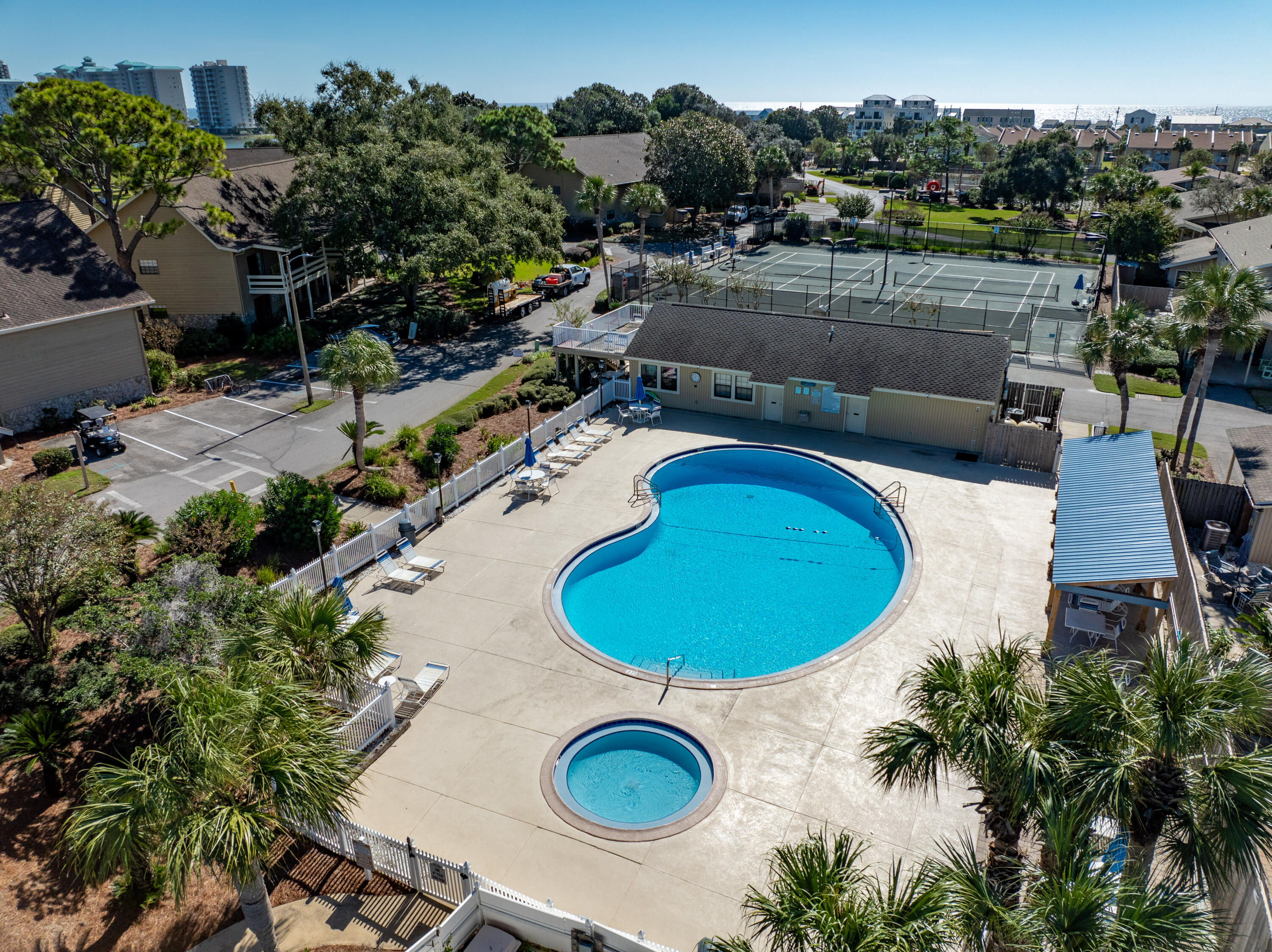 166 N Driftwood Bay, 36A