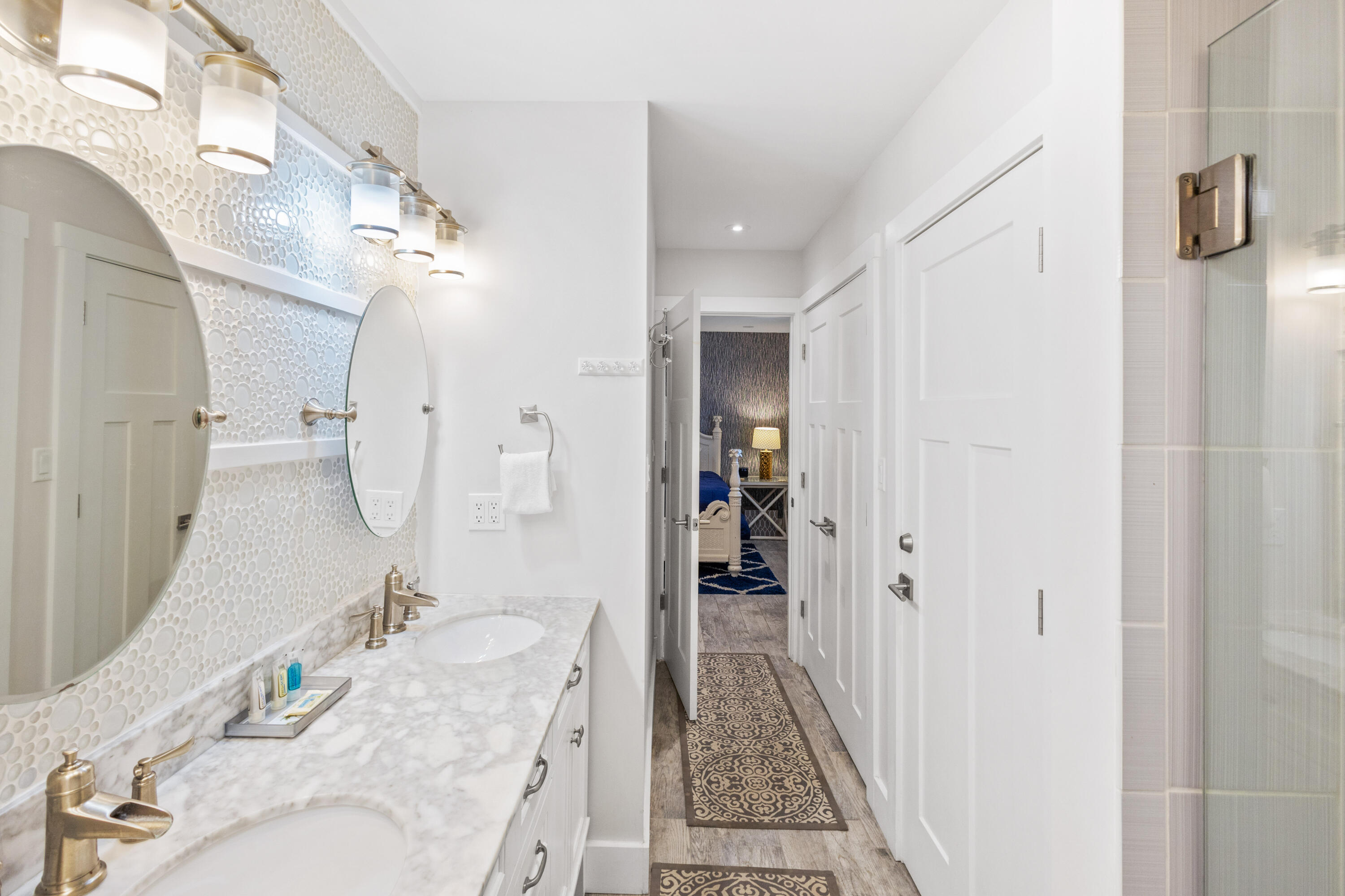 166 N Driftwood Bay, 36A