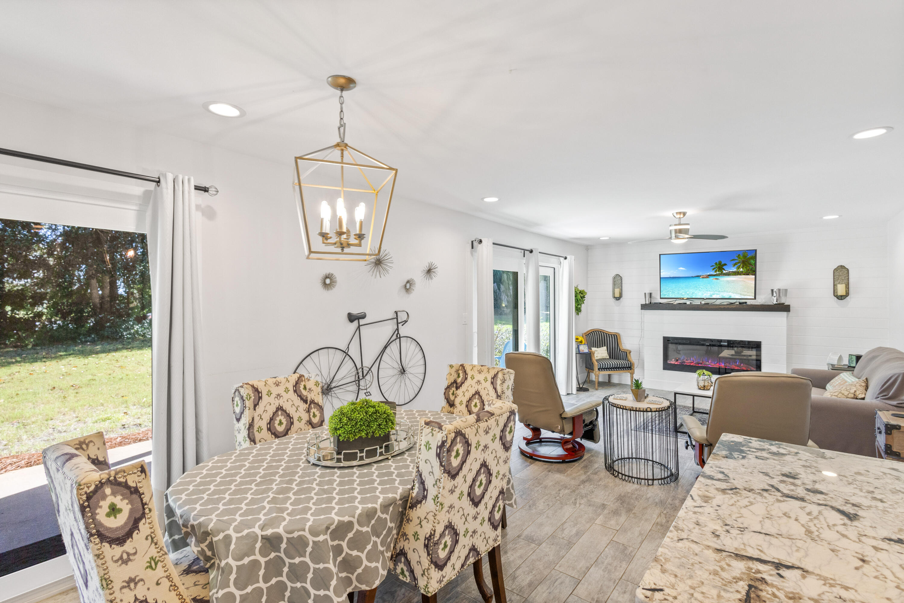 166 N Driftwood Bay, 36A
