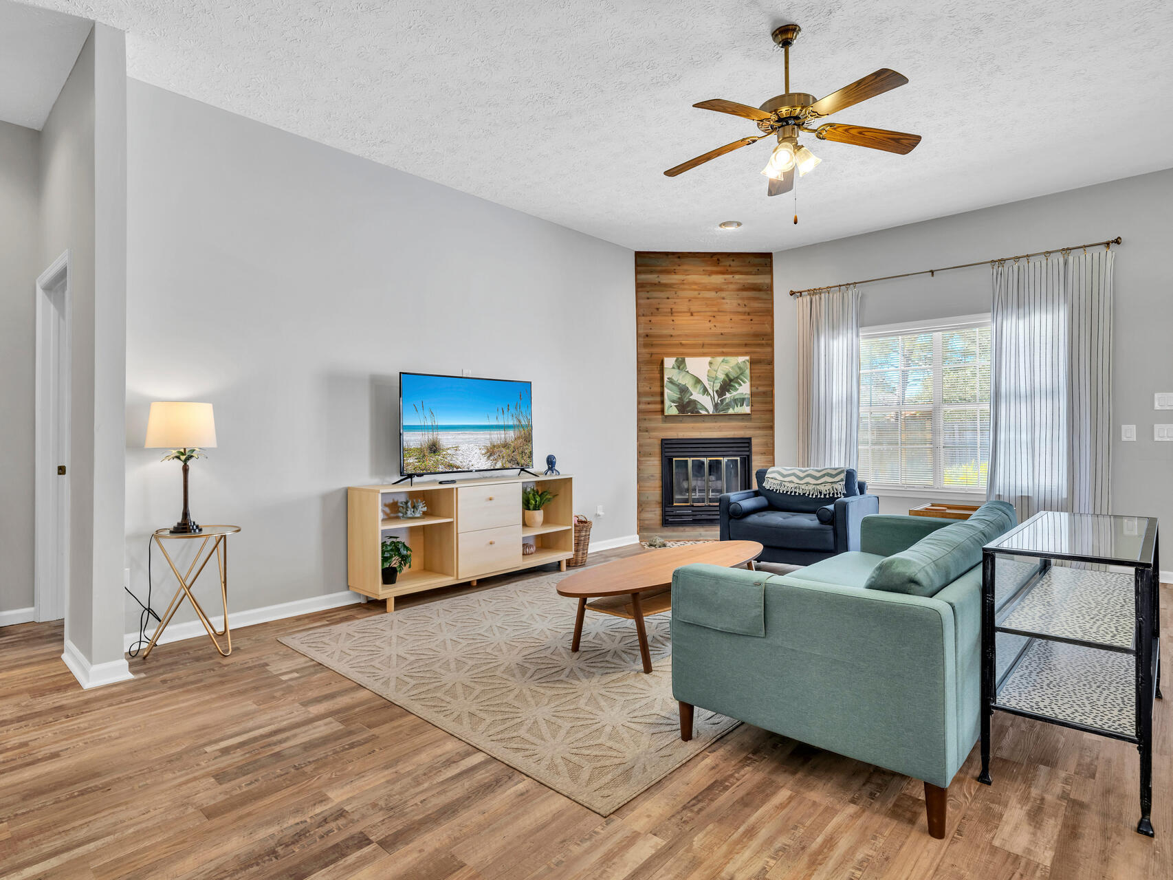 215 Southfields Road