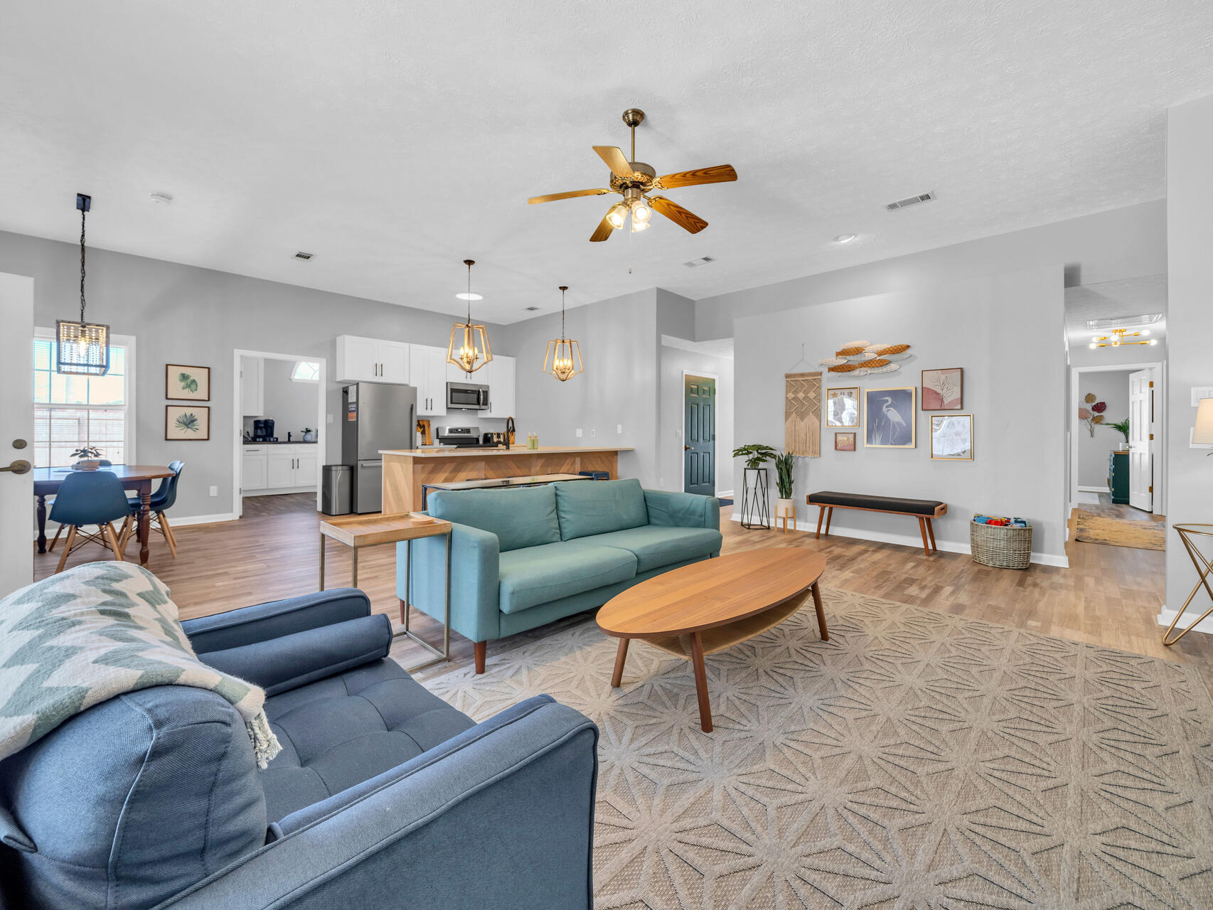 215 Southfields Road