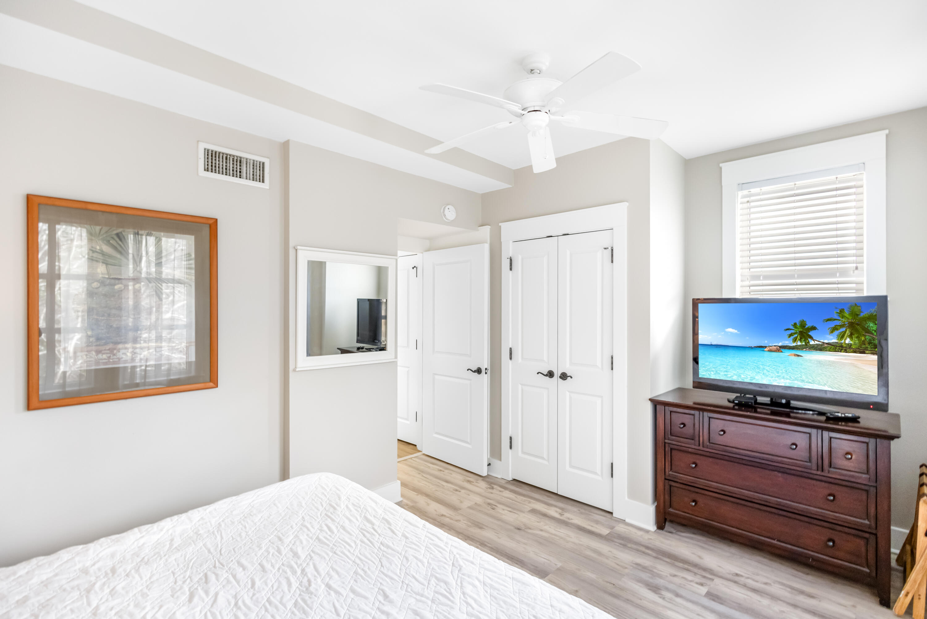 9300 Baytowne Wharf Boulevard, 501/503
