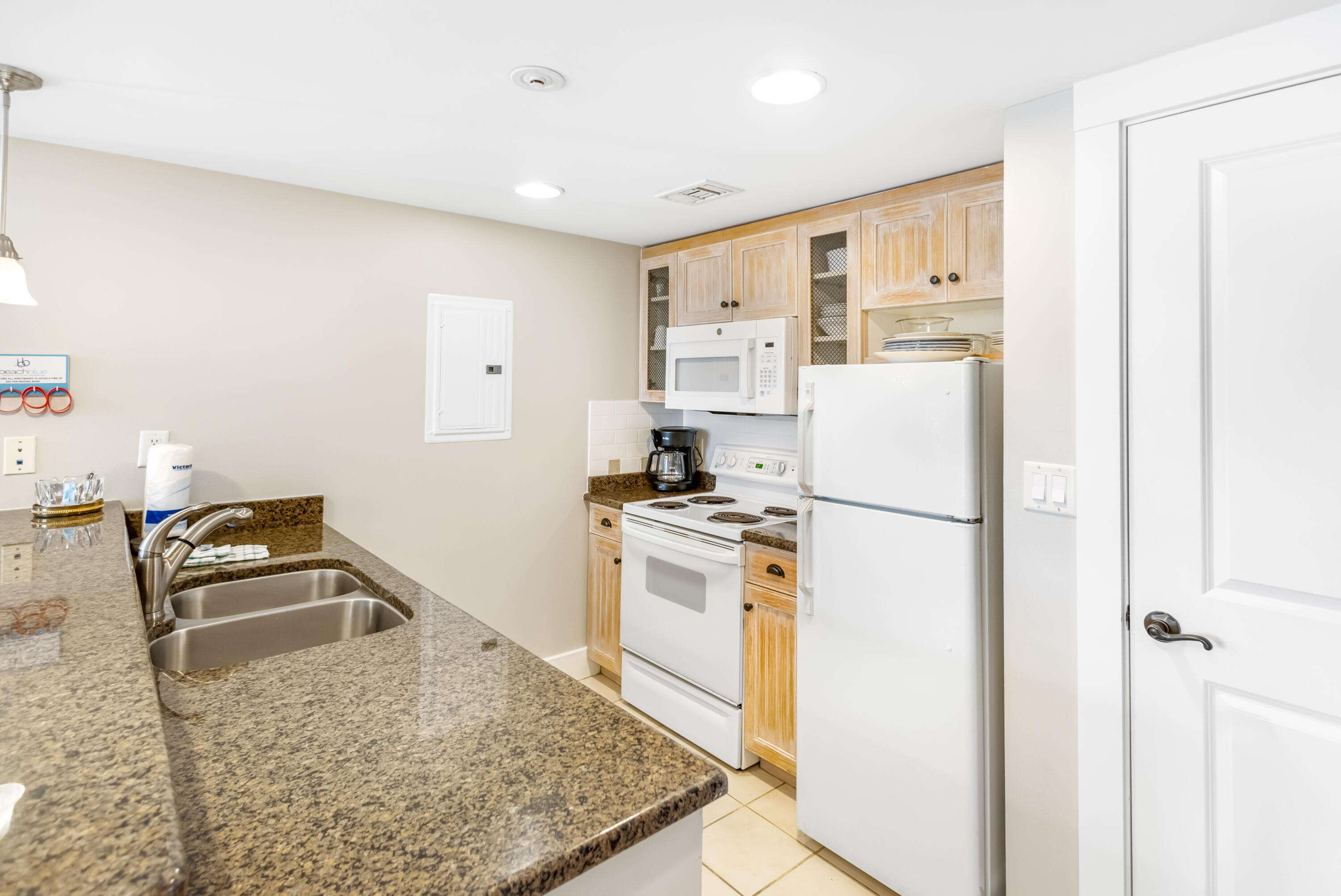 9300 Baytowne Wharf Boulevard, 501/503