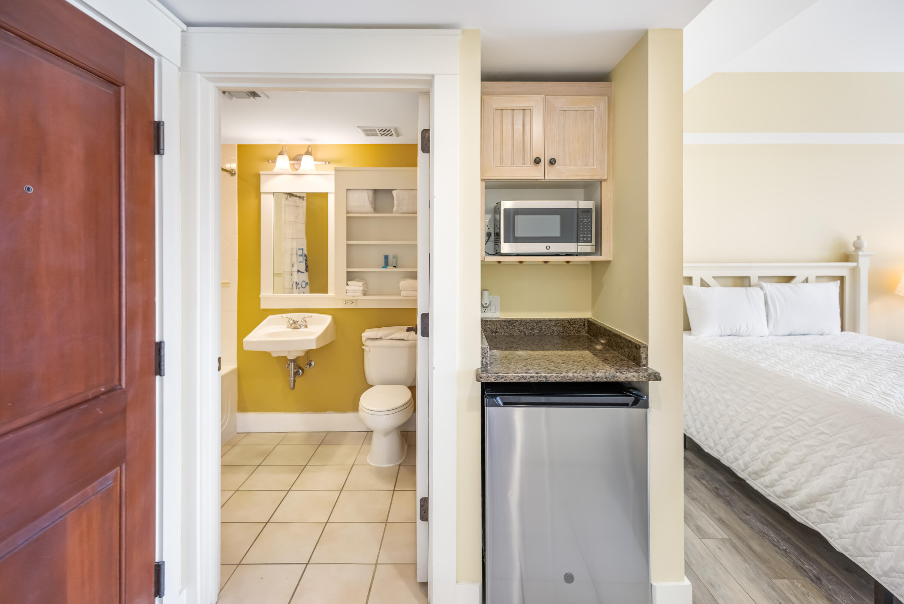 9300 Baytowne Wharf Boulevard, 501/503