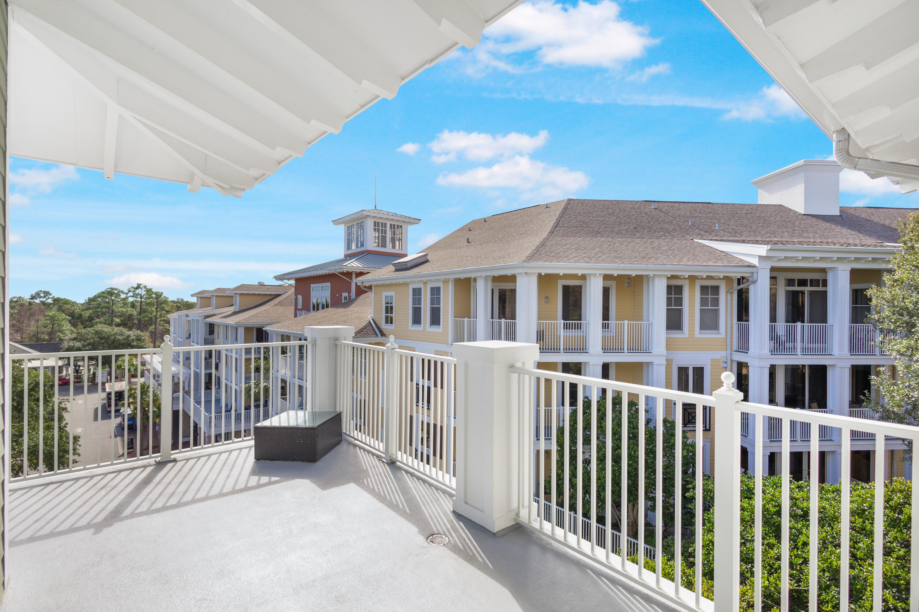 9300 Baytowne Wharf Boulevard, 501/503