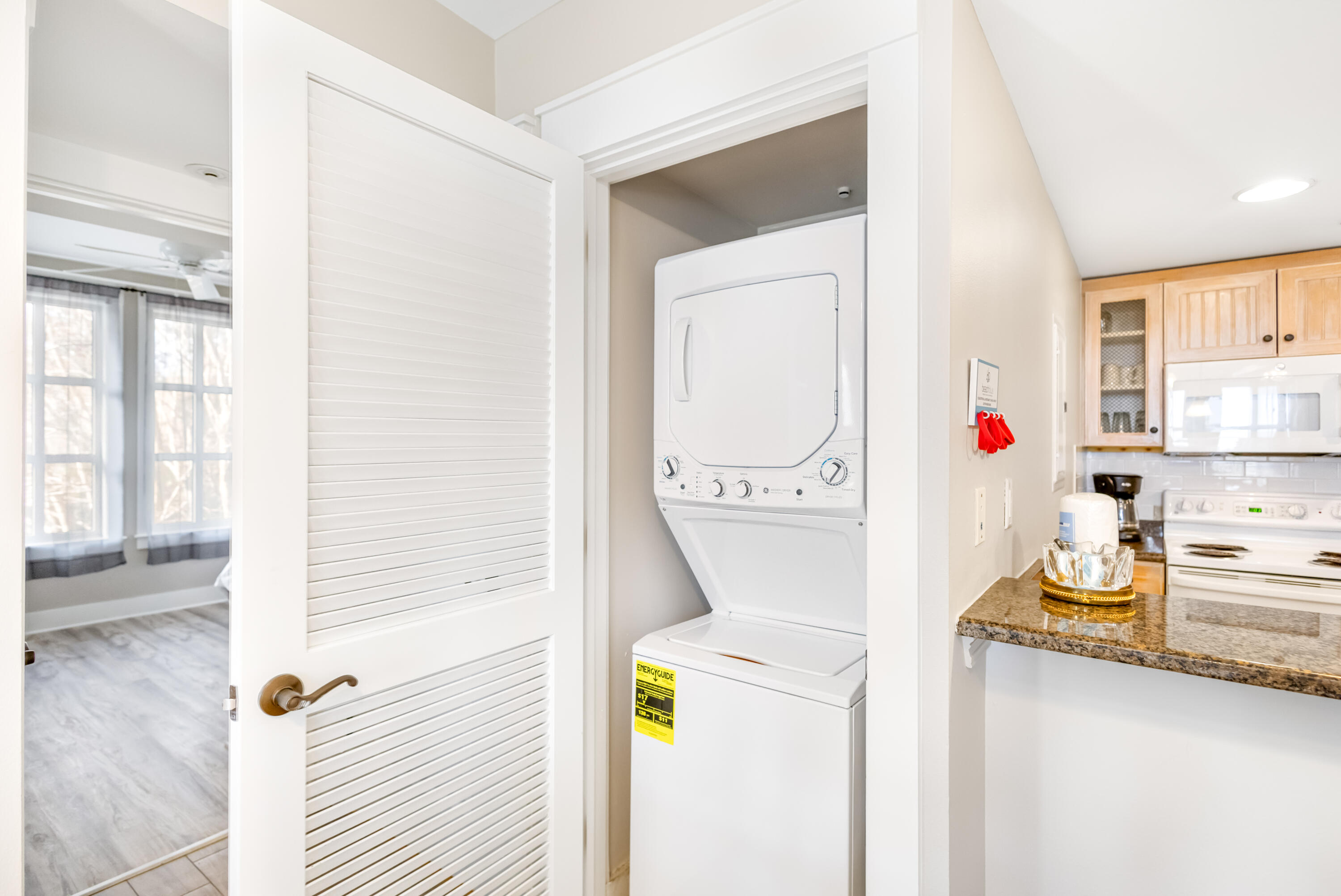 9300 Baytowne Wharf Boulevard, 501/503