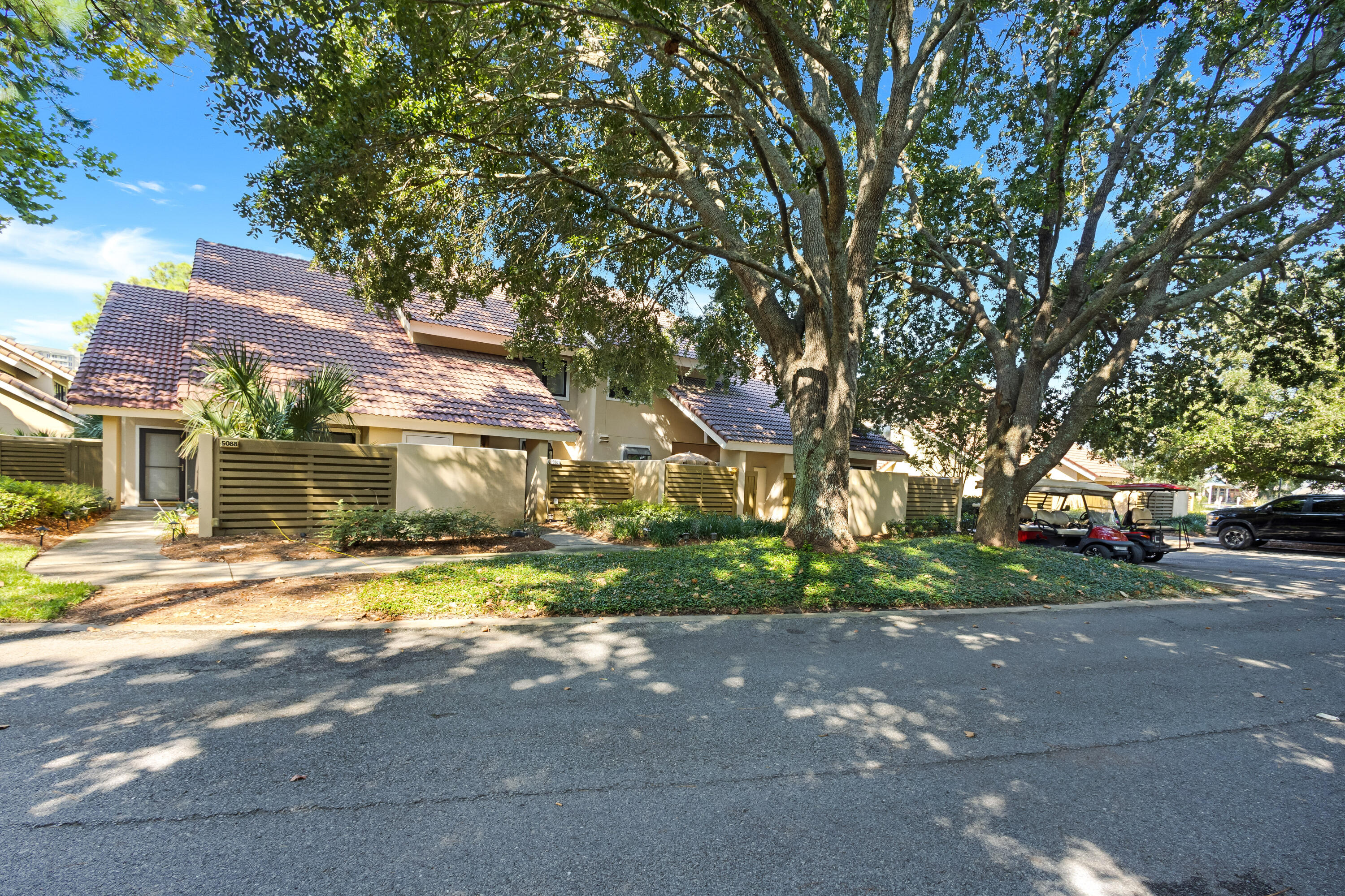 5089 Beachwalk Way