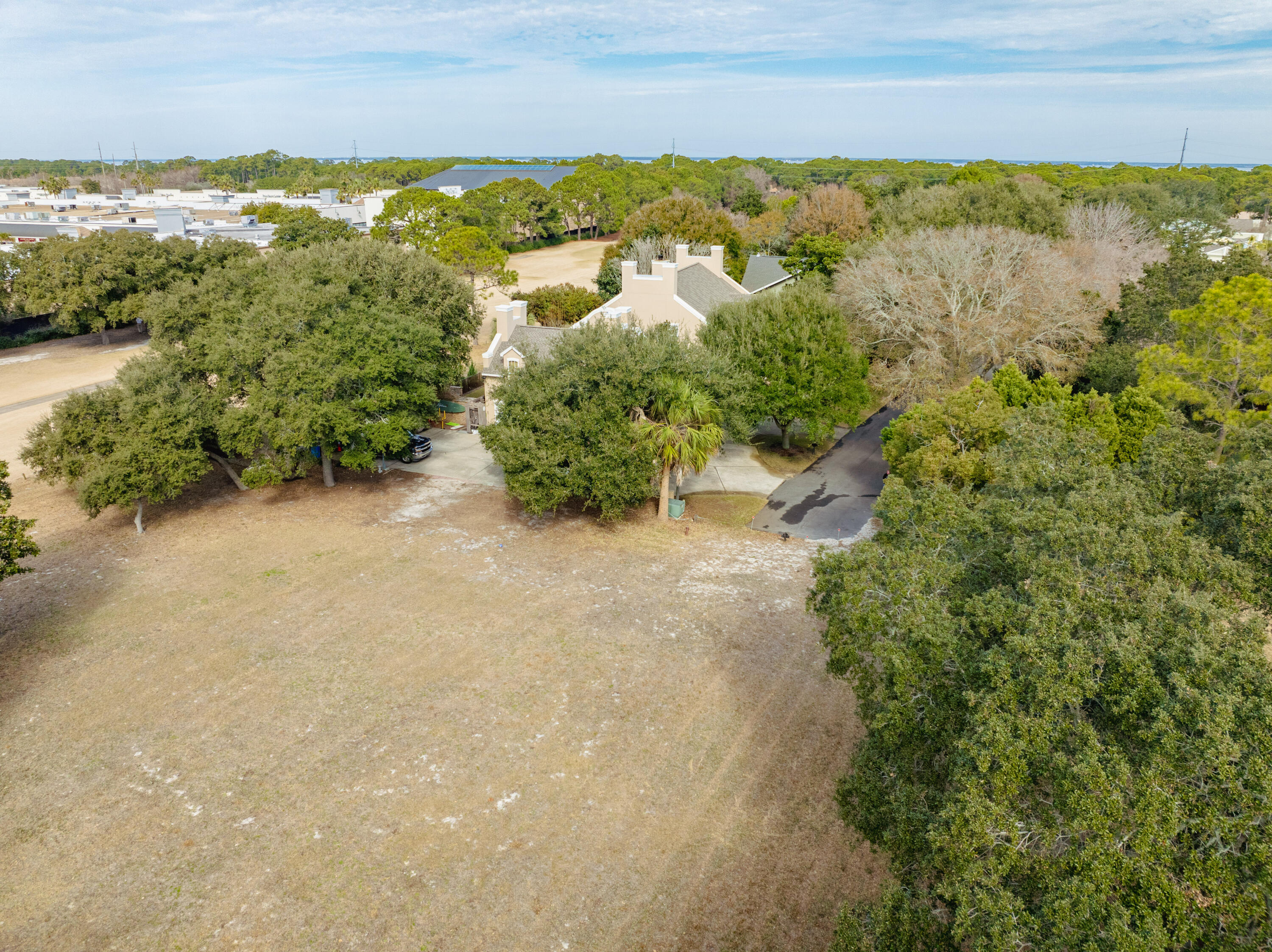 375 Golfview Drive