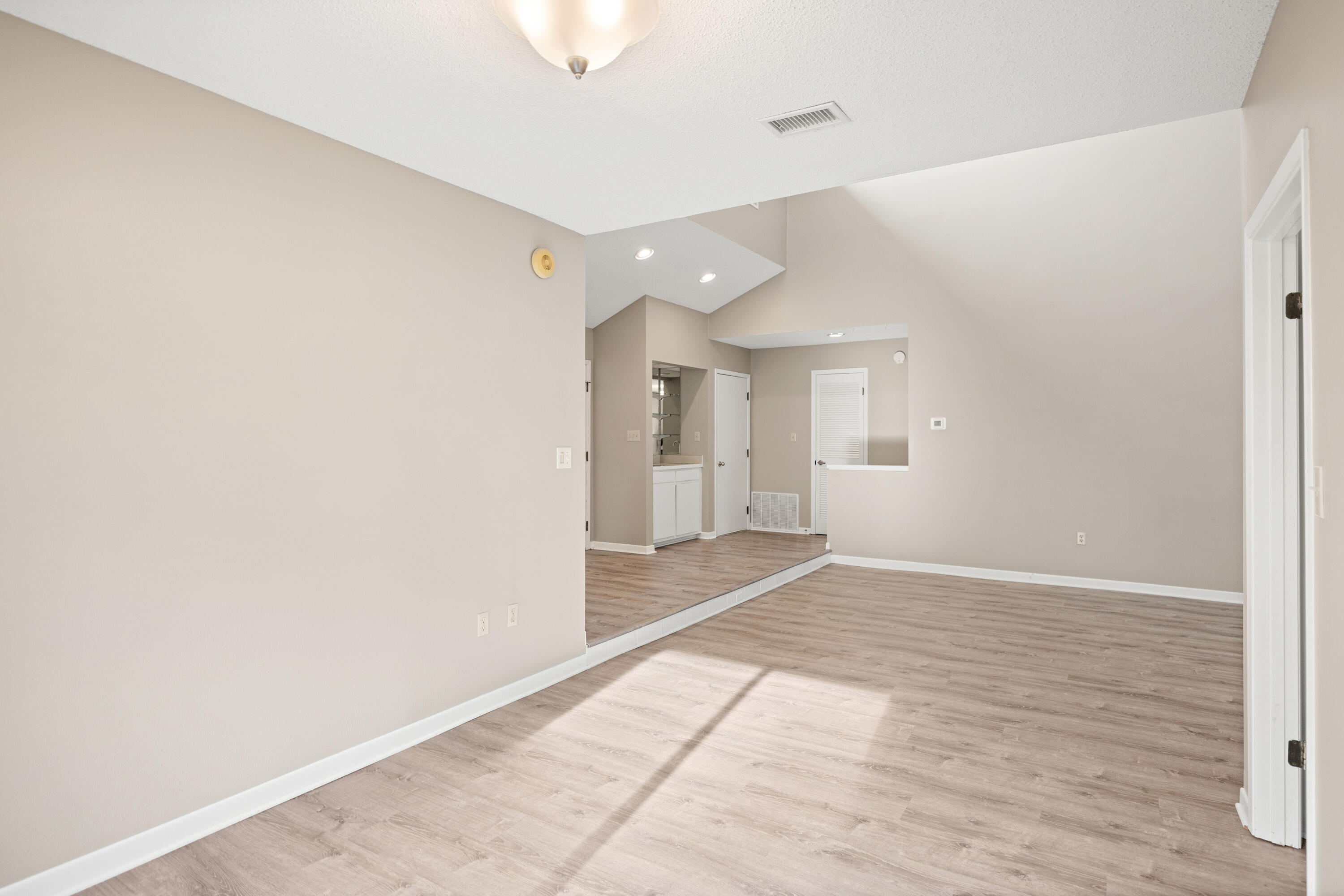 142 Glen Eagles Drive