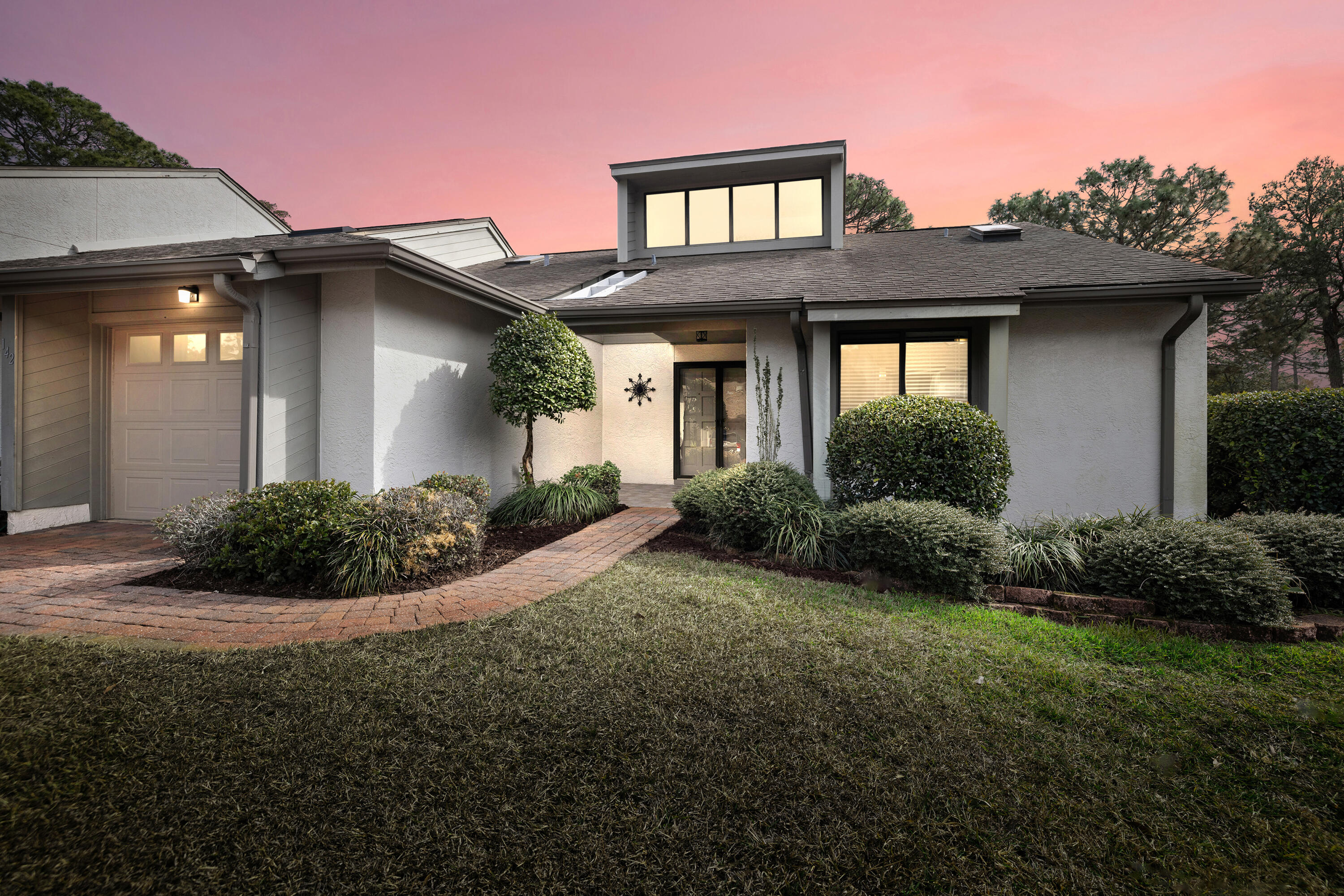142 Glen Eagles Drive