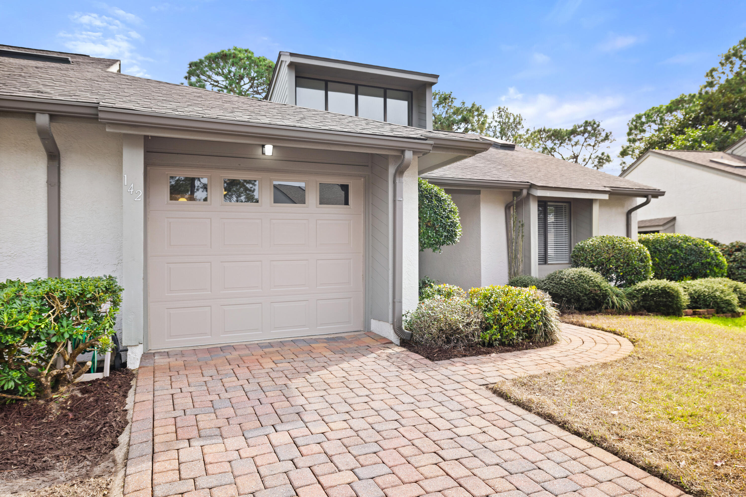 142 Glen Eagles Drive