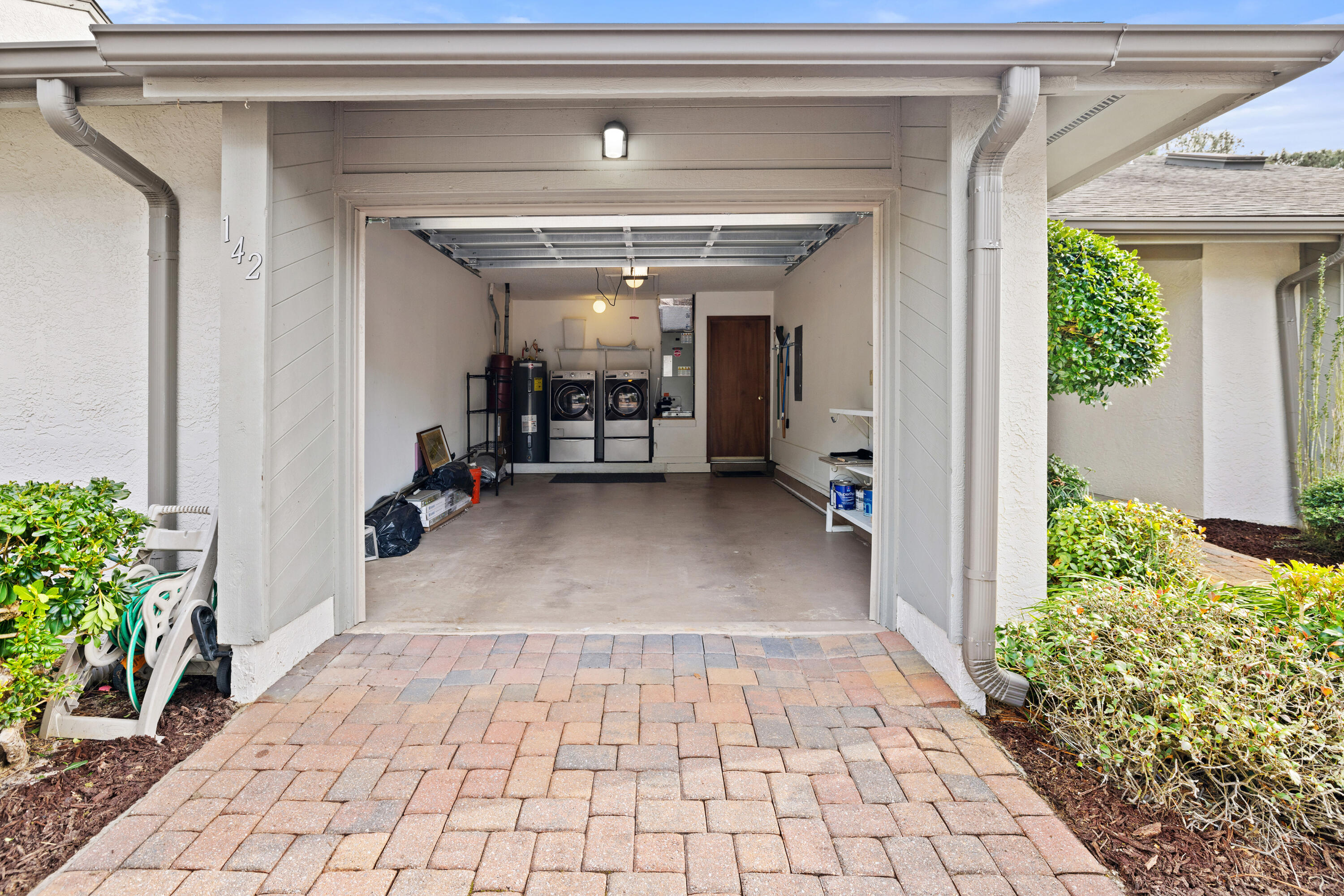 142 Glen Eagles Drive