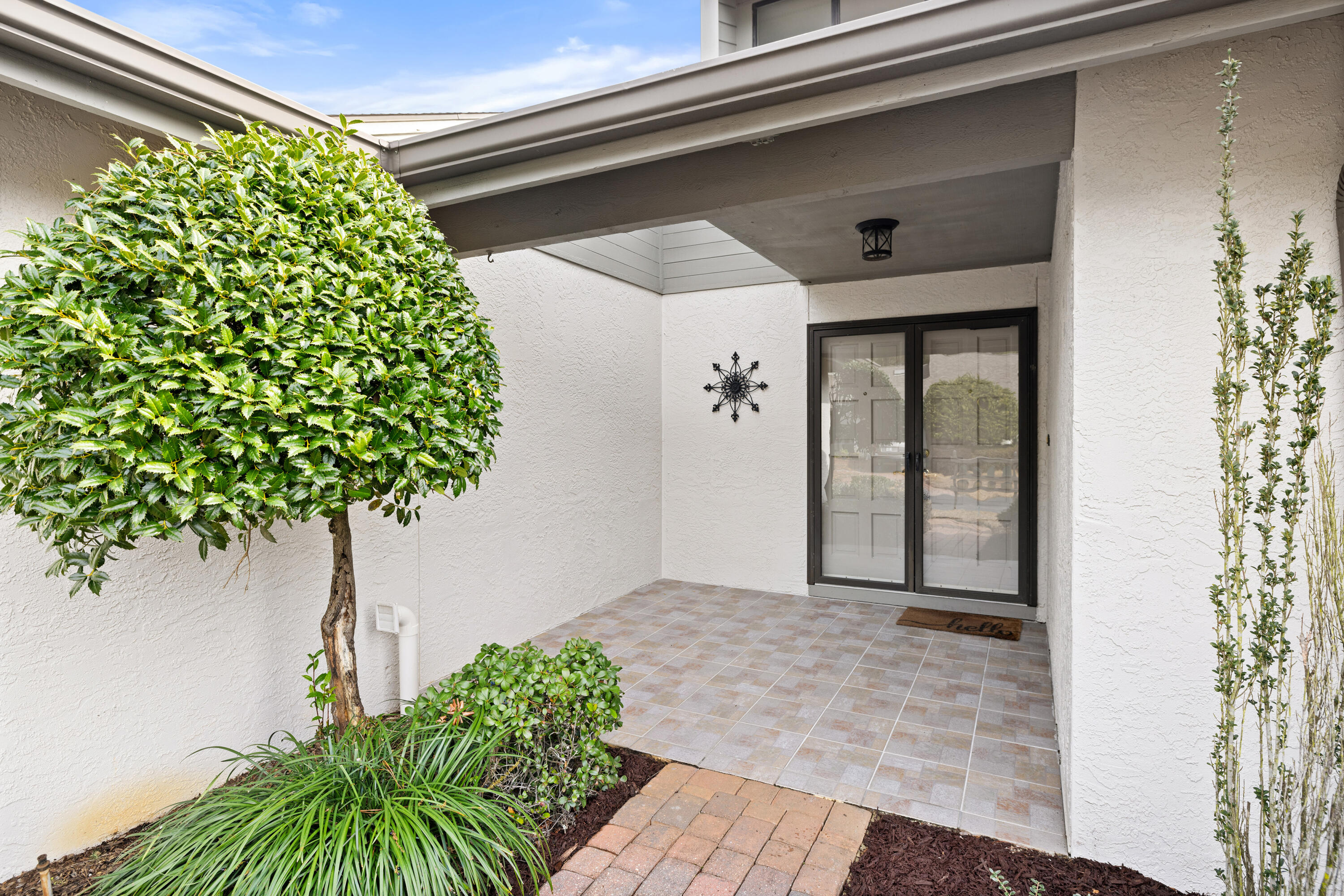 142 Glen Eagles Drive