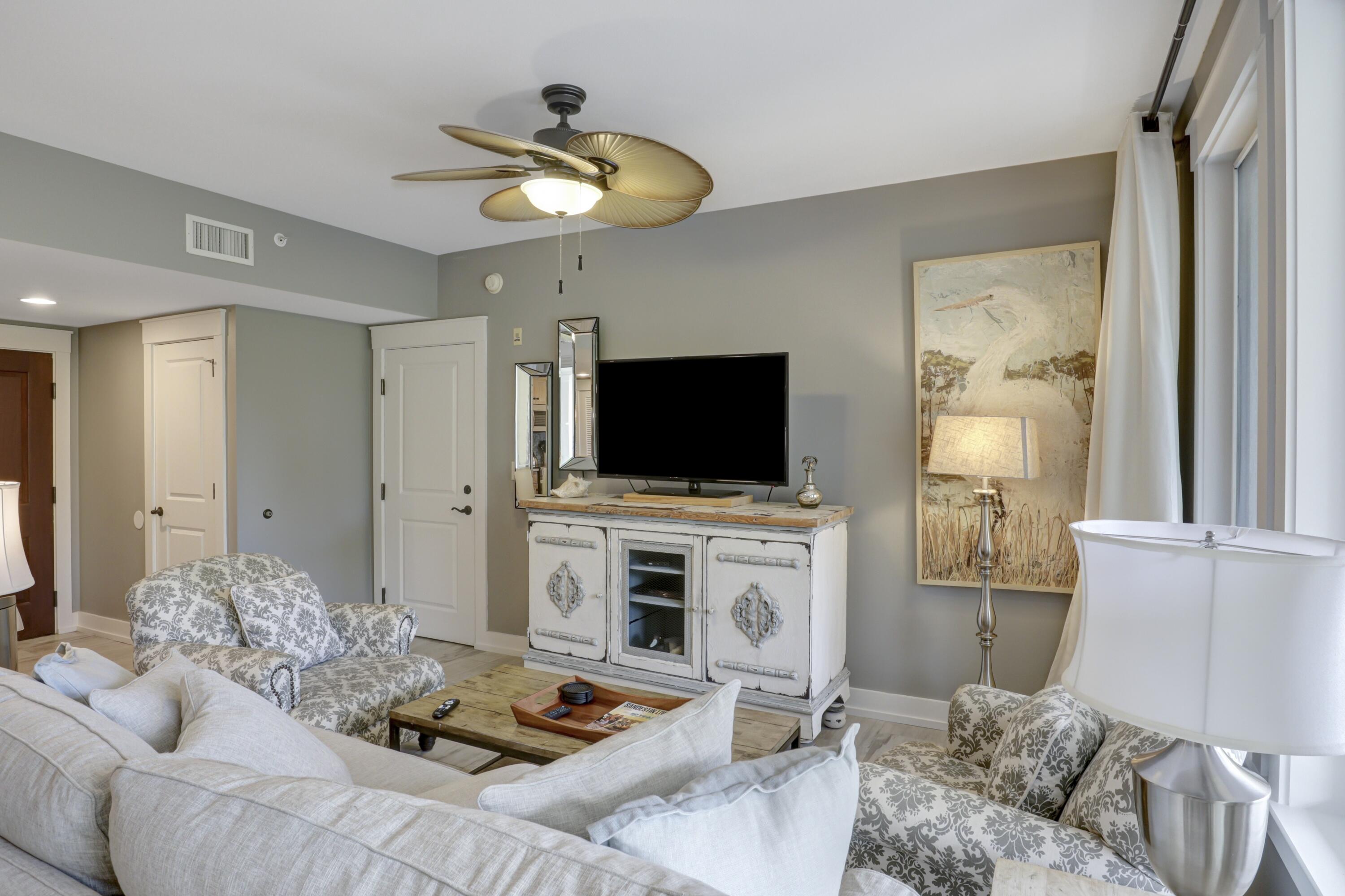 9300 Baytowne Wharf Boulevard, 527