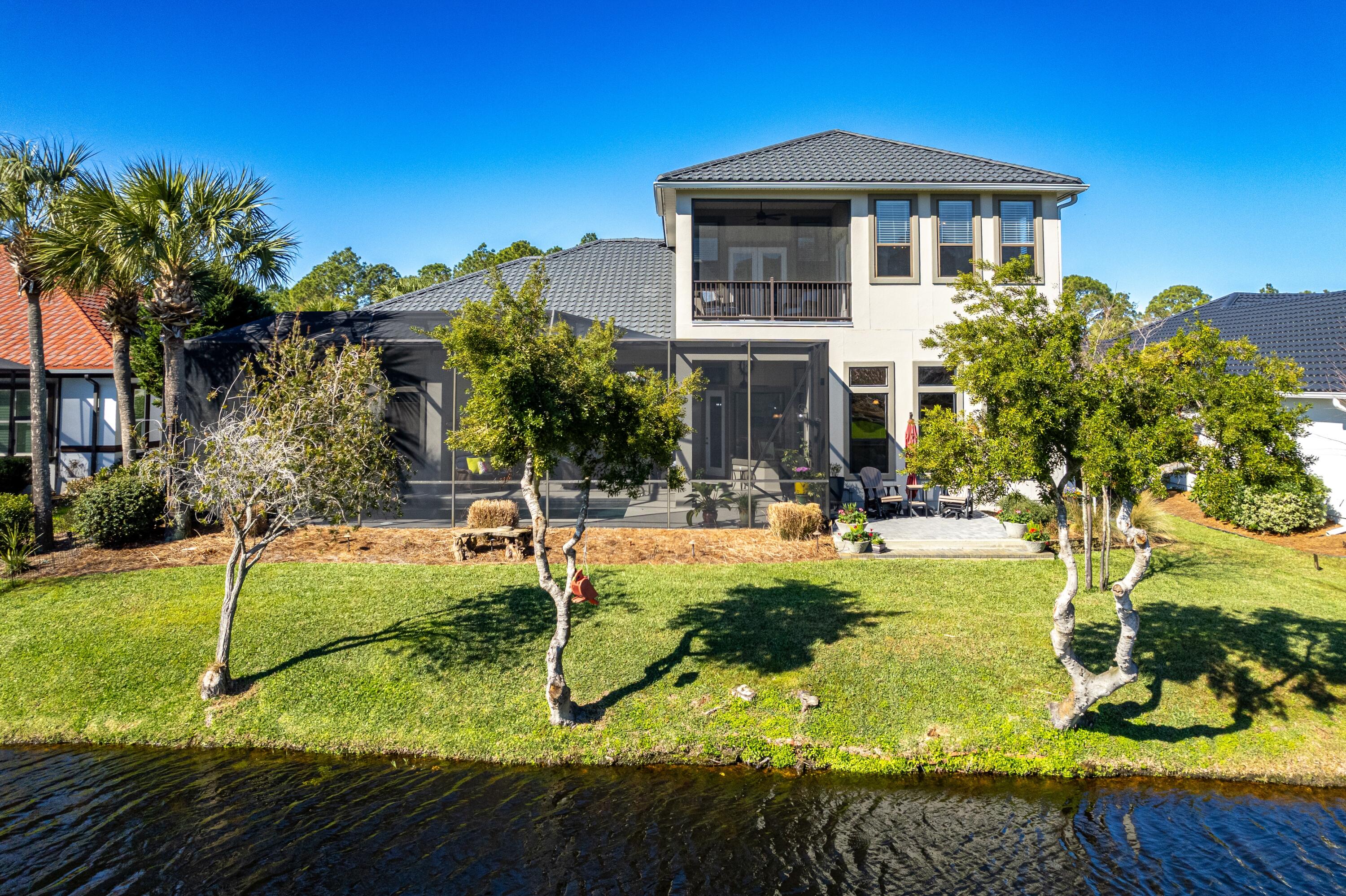 910 Emerald Bay Drive