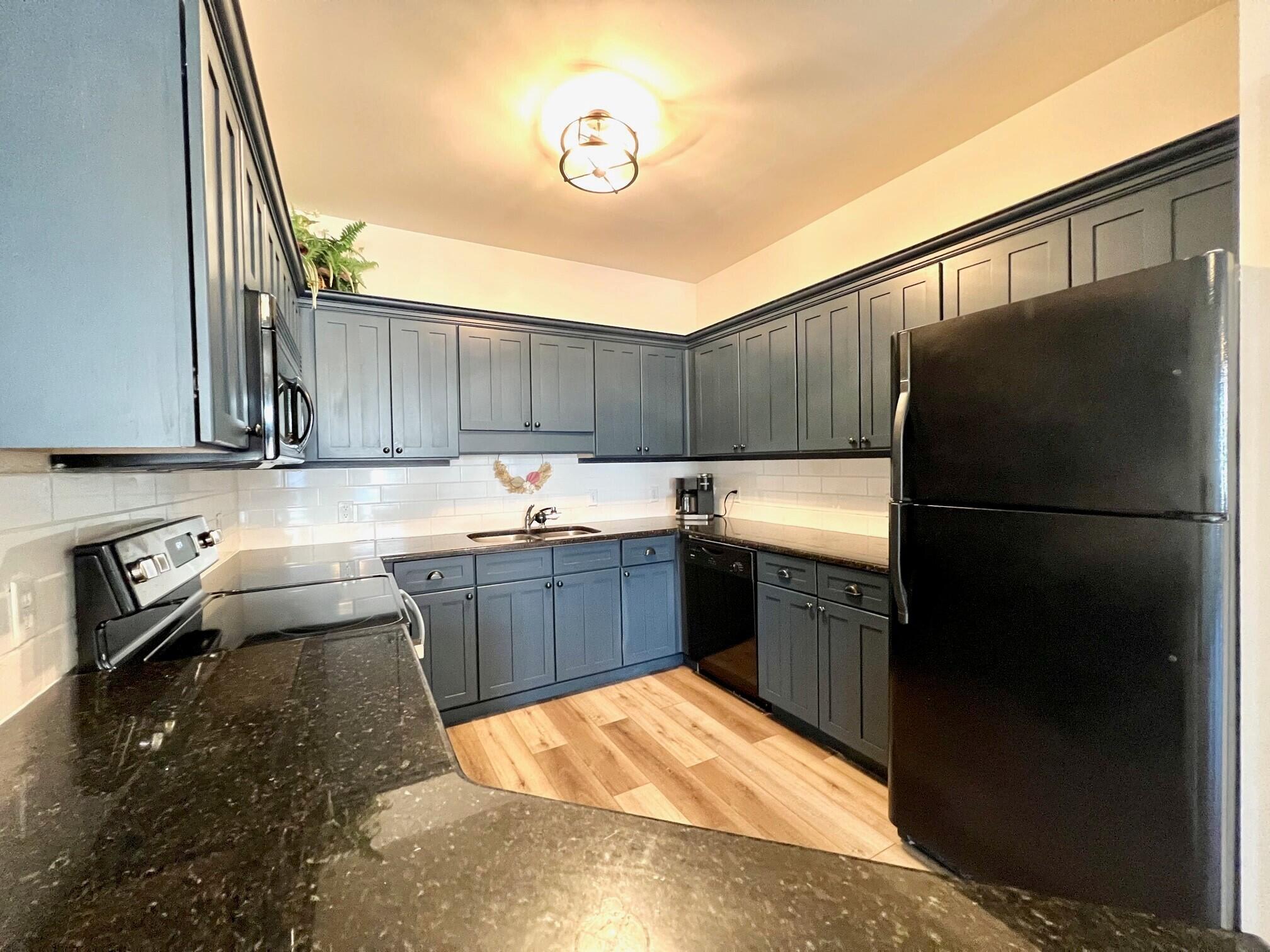 30 N Wildflower Drive, 621