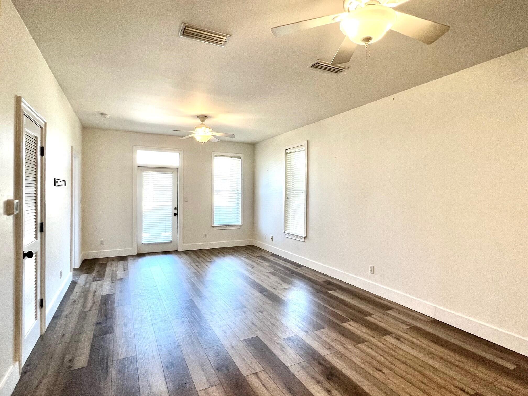 30 N Wildflower Drive, 621