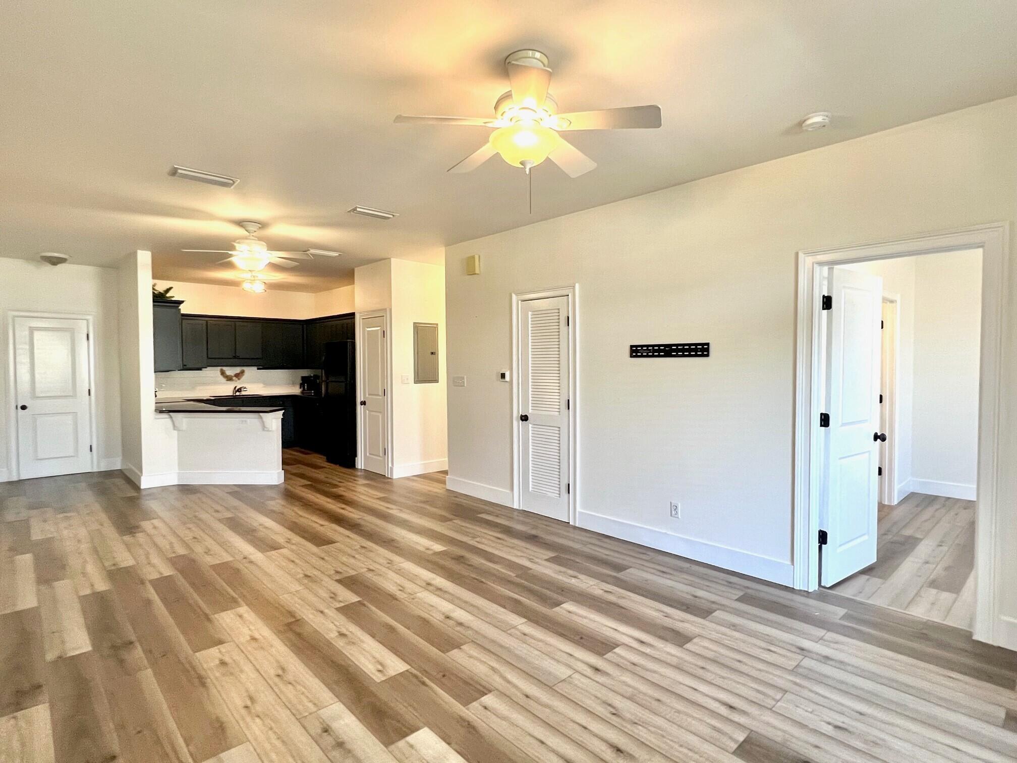 30 N Wildflower Drive, 621