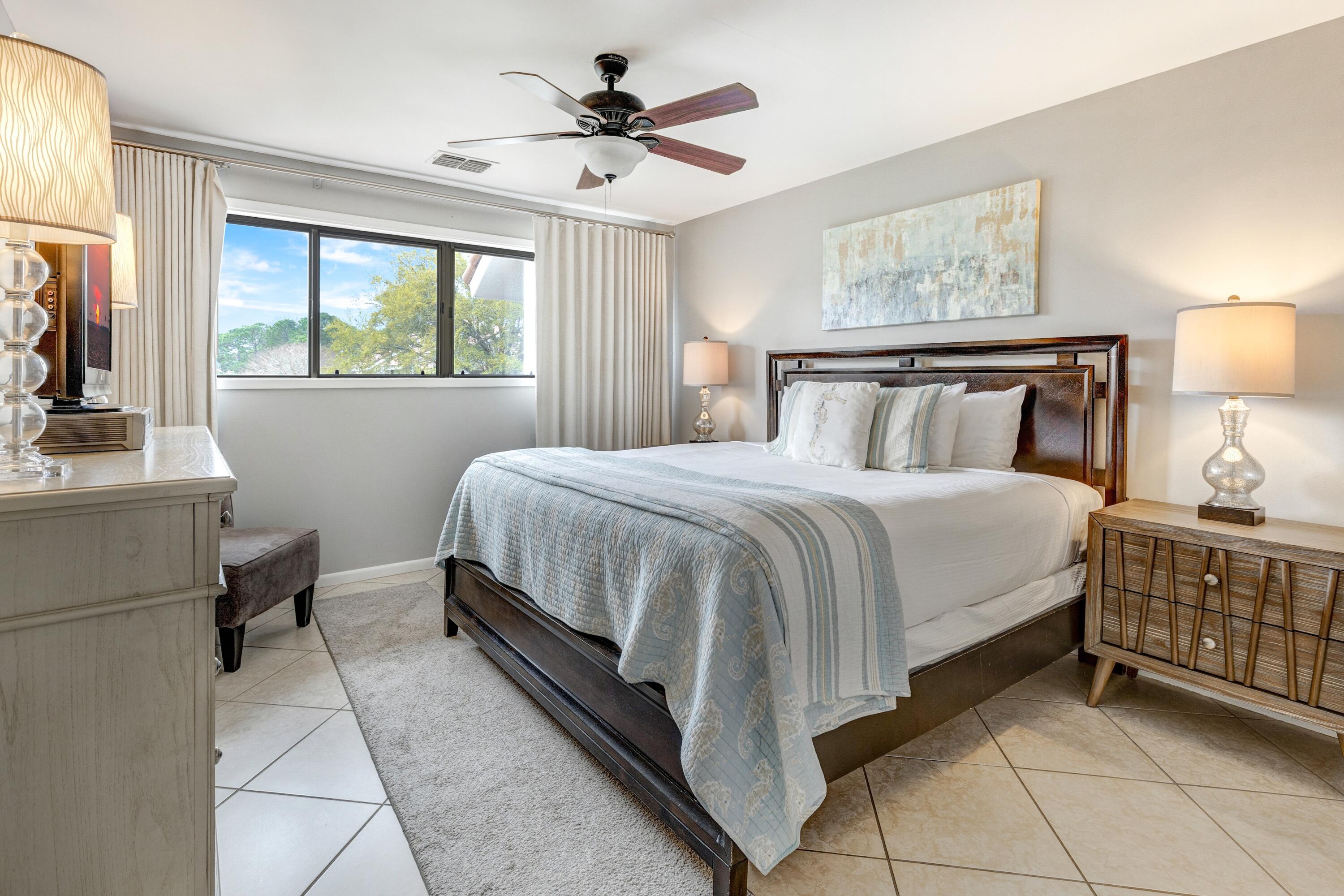 5093 Beachwalk Way