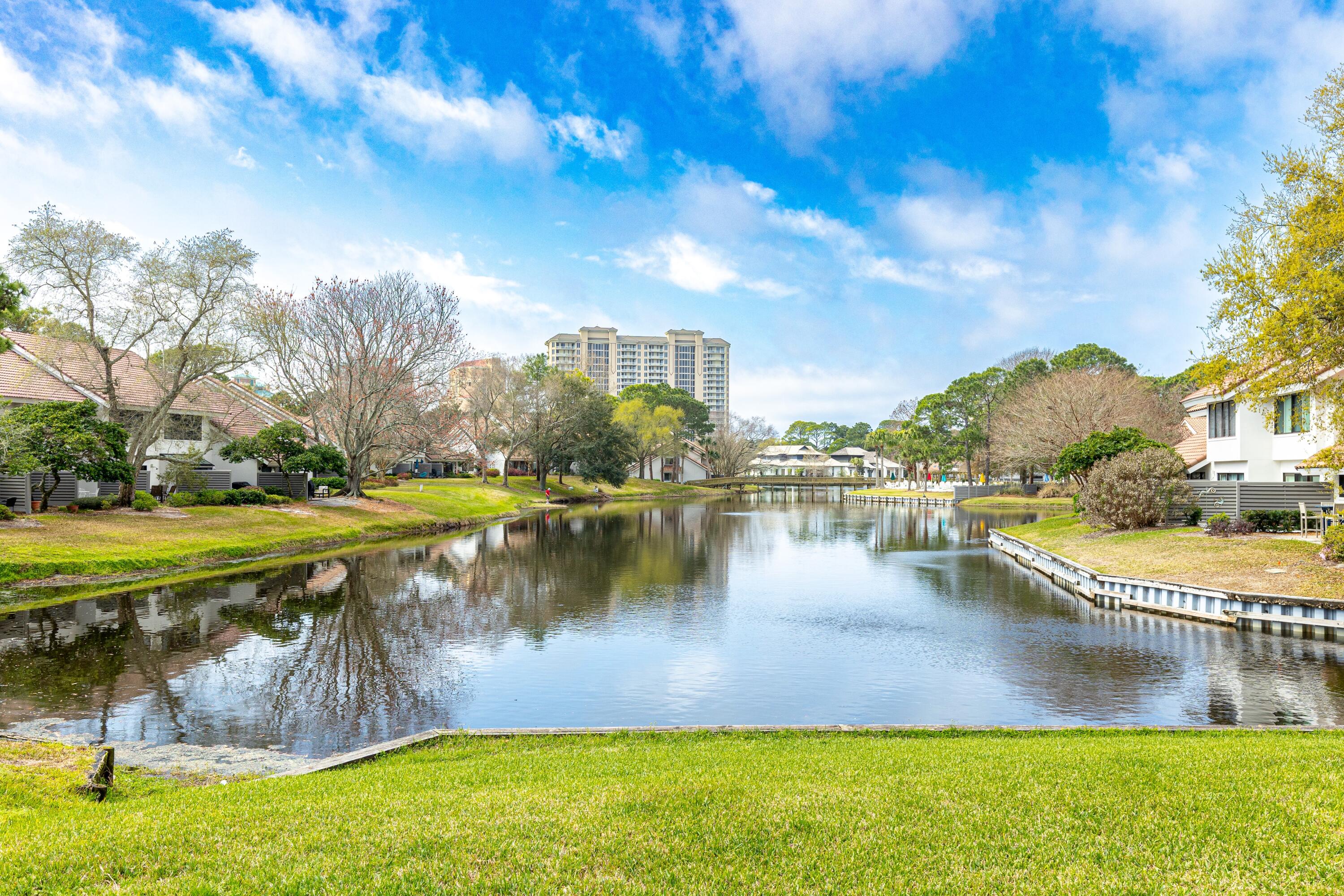 5093 Beachwalk Way