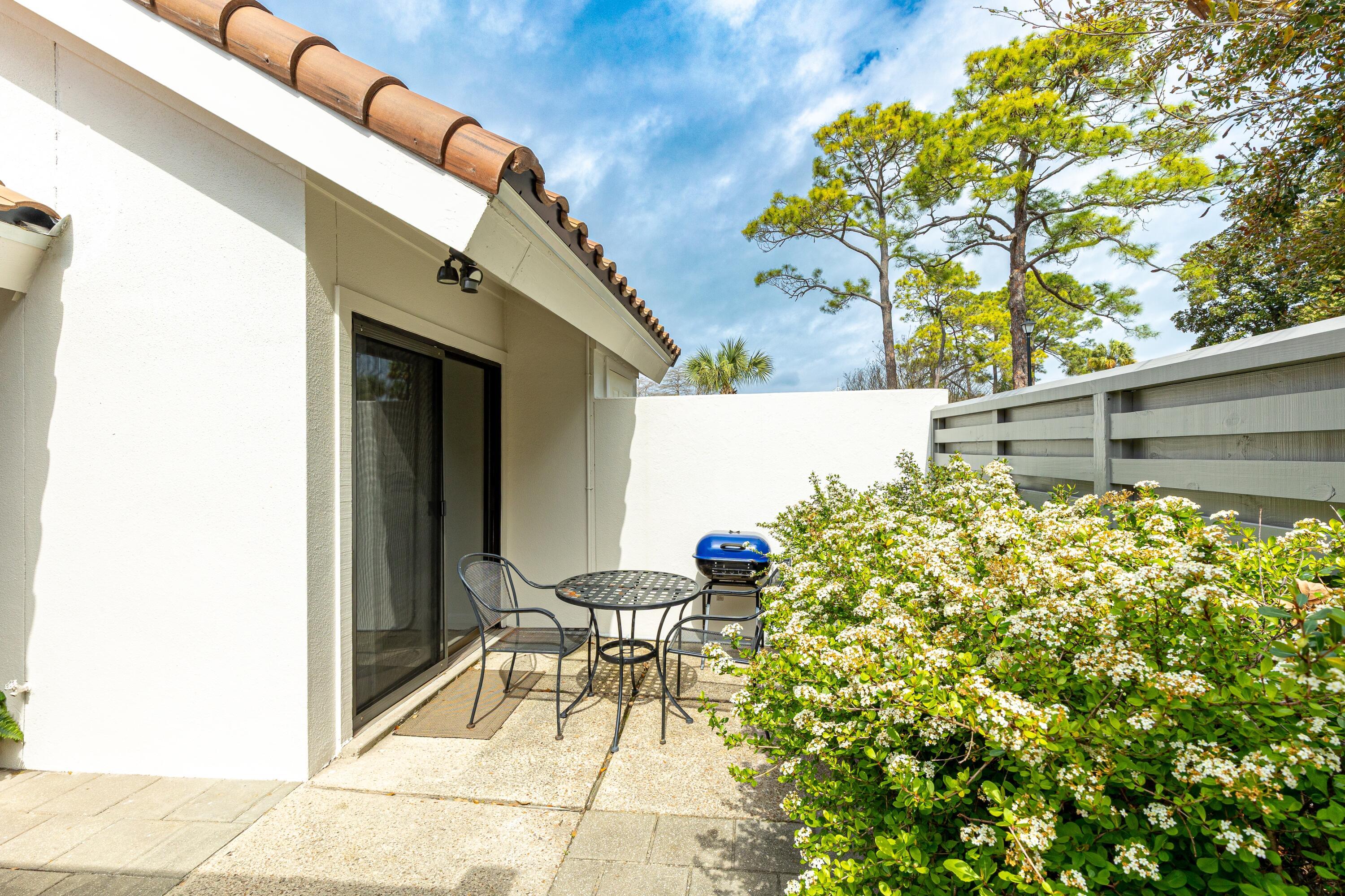5093 Beachwalk Way