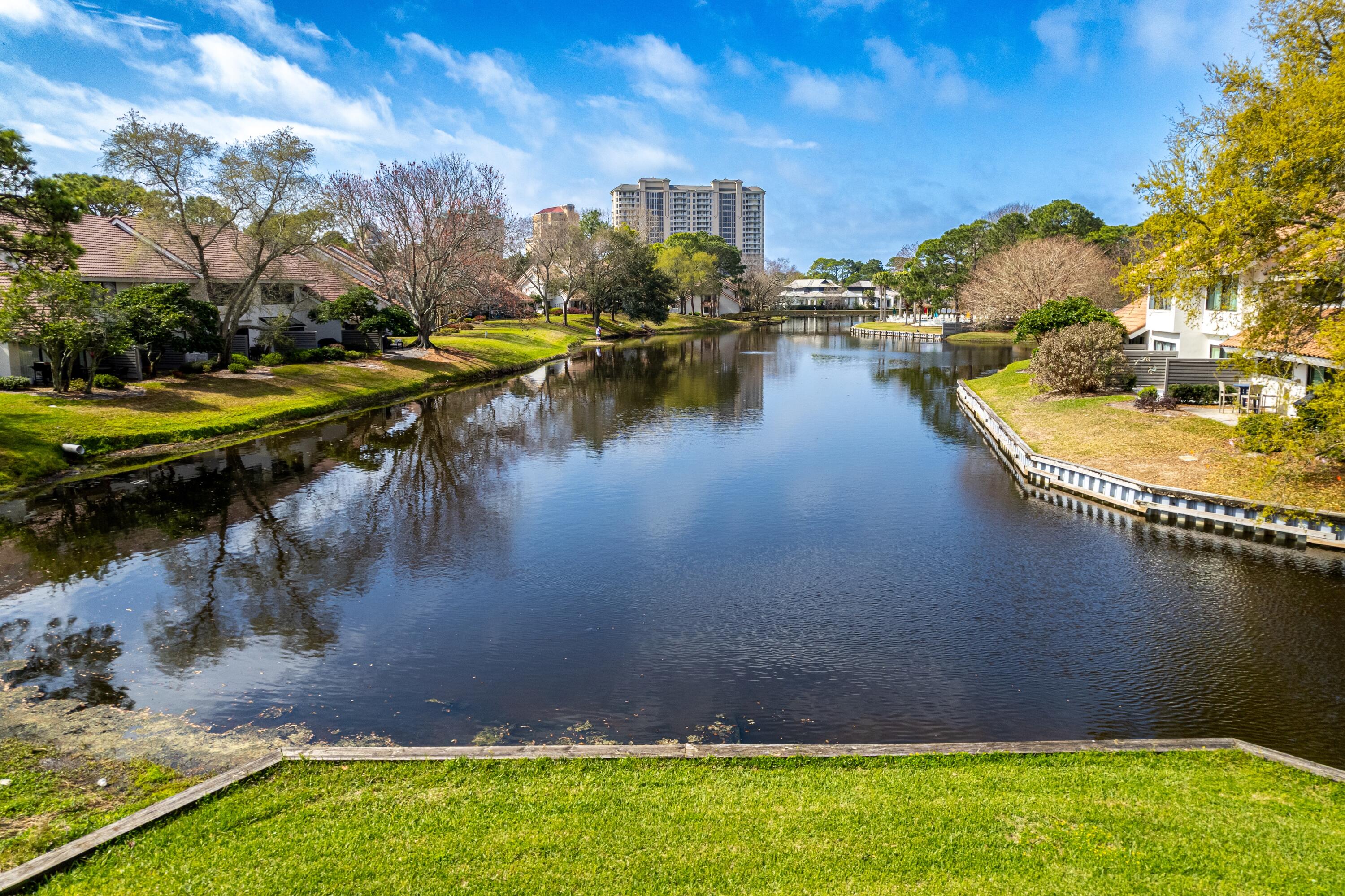 5093 Beachwalk Way