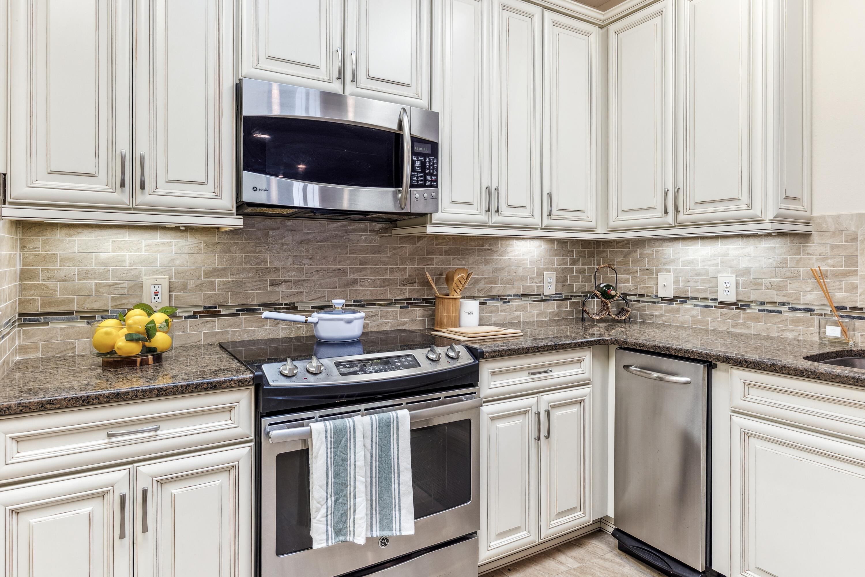 8821 St Andrews Drive