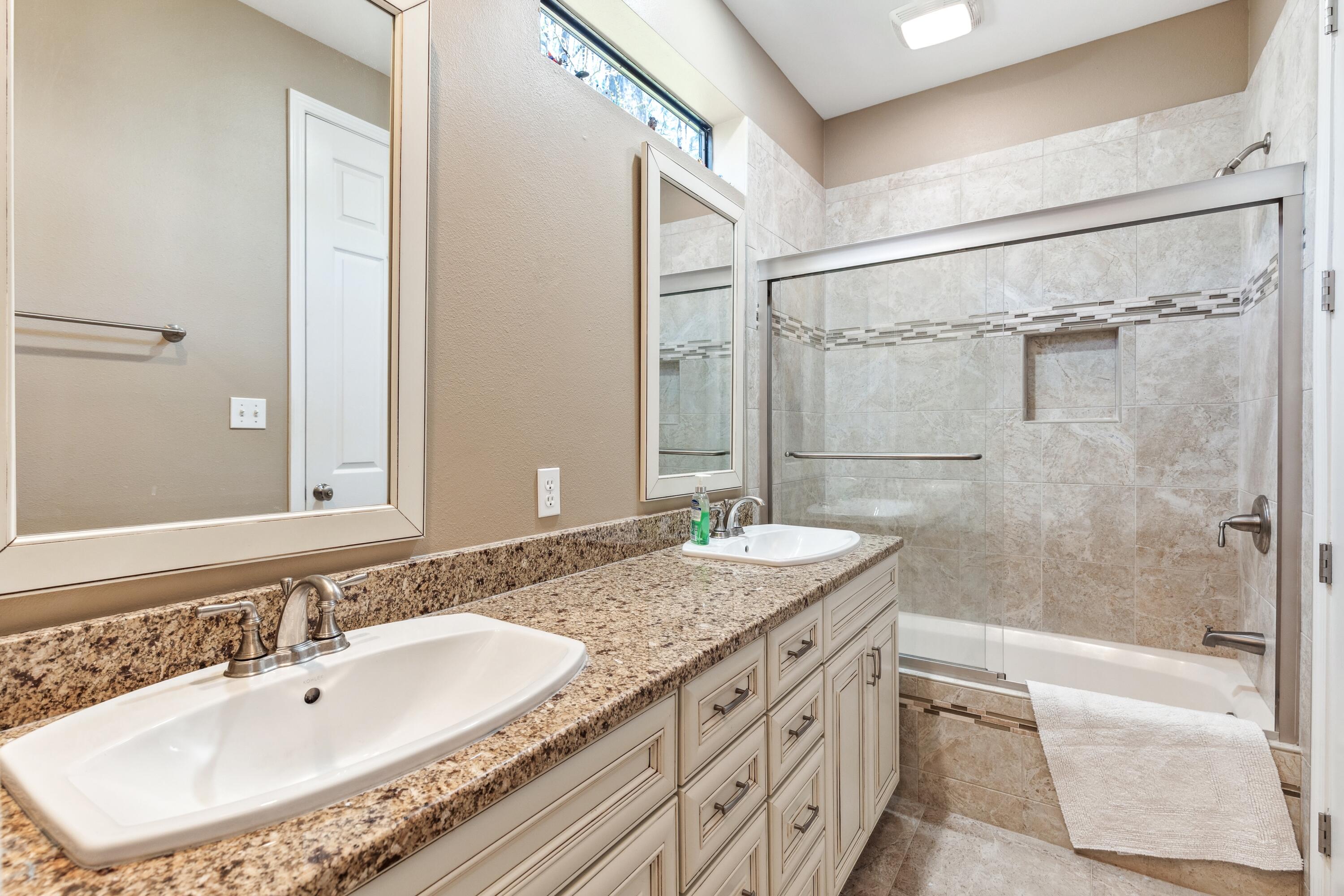 8821 St Andrews Drive