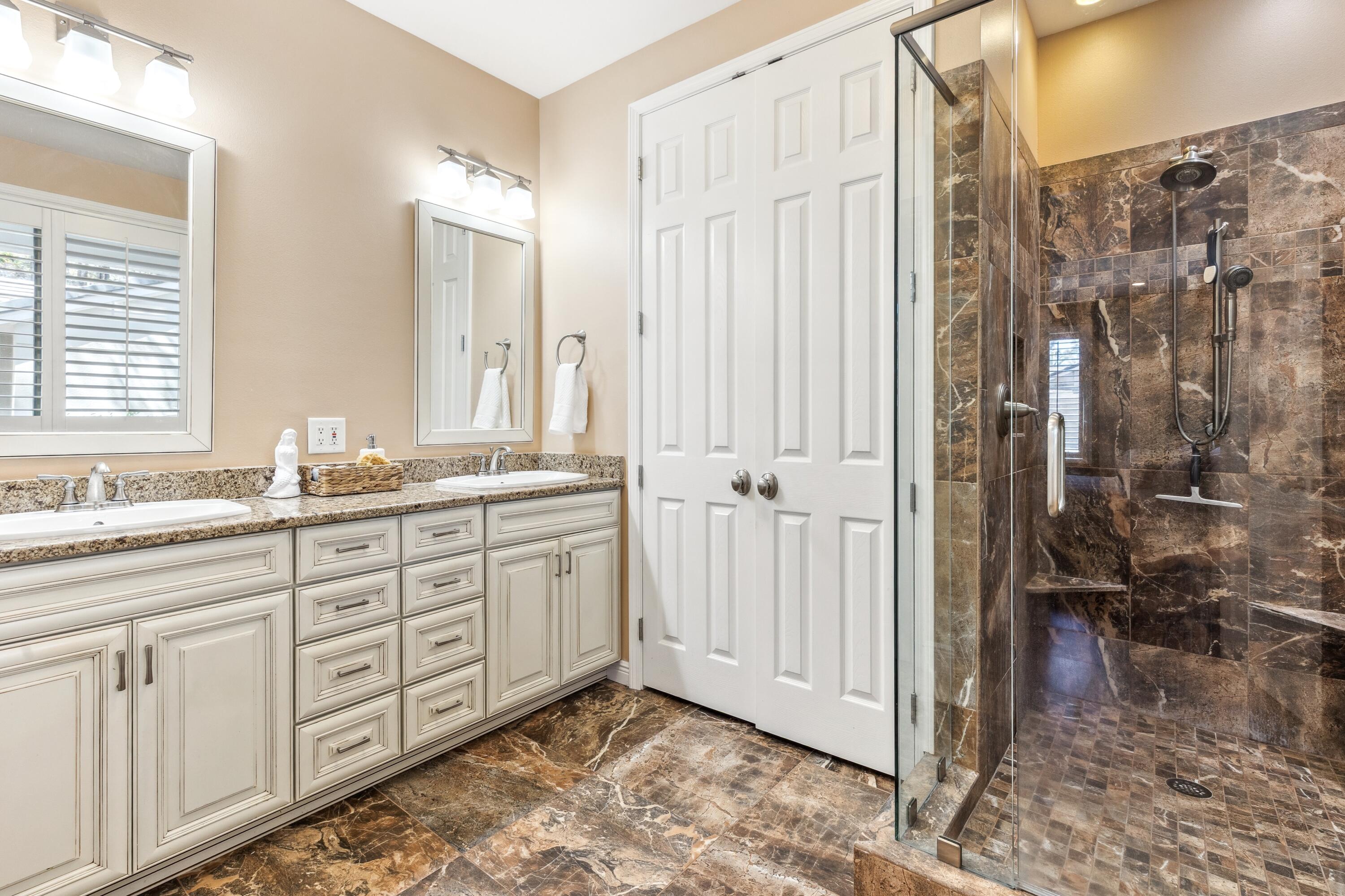 8821 St Andrews Drive