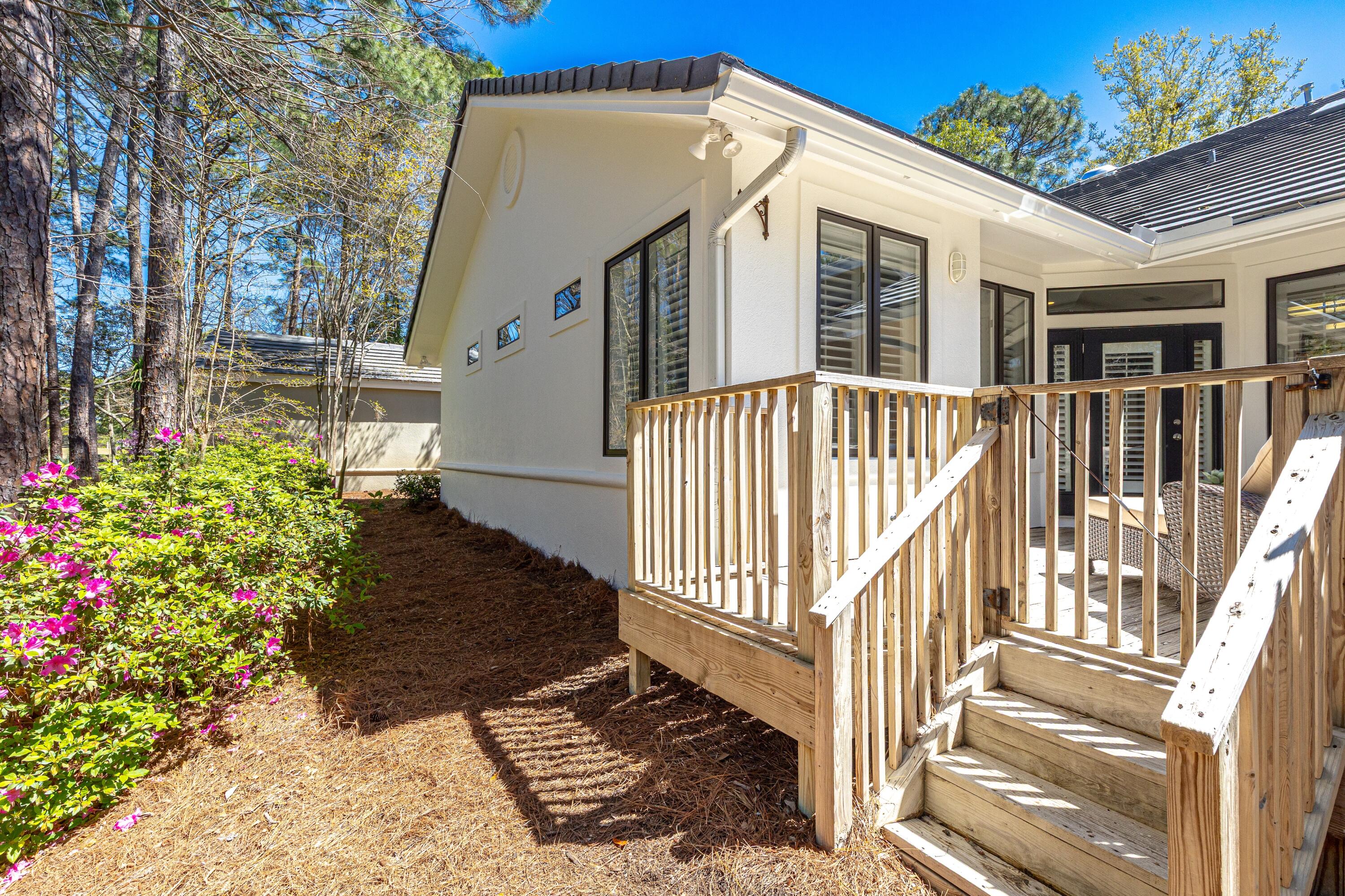 8821 St Andrews Drive