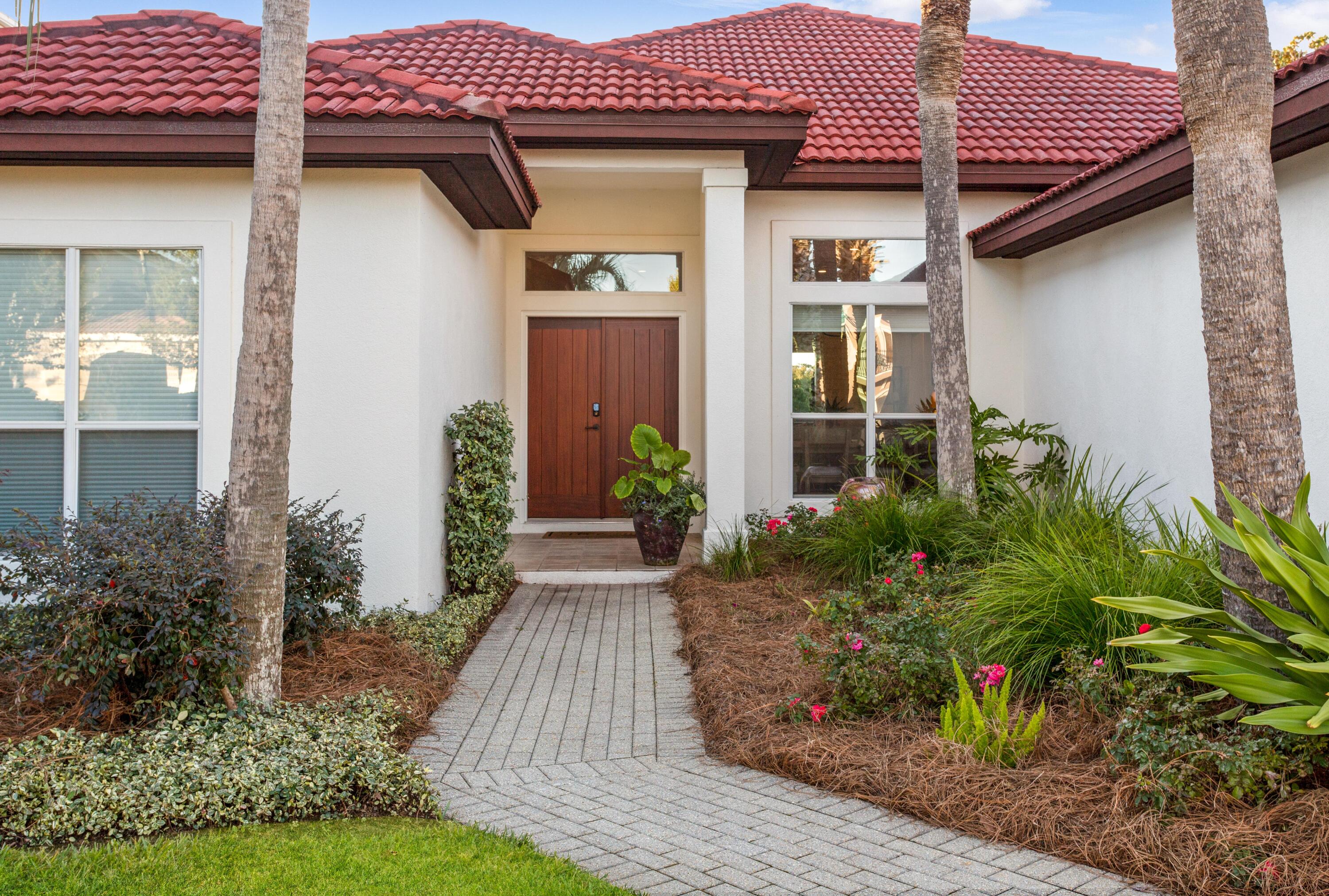 4630 Paradise Isle