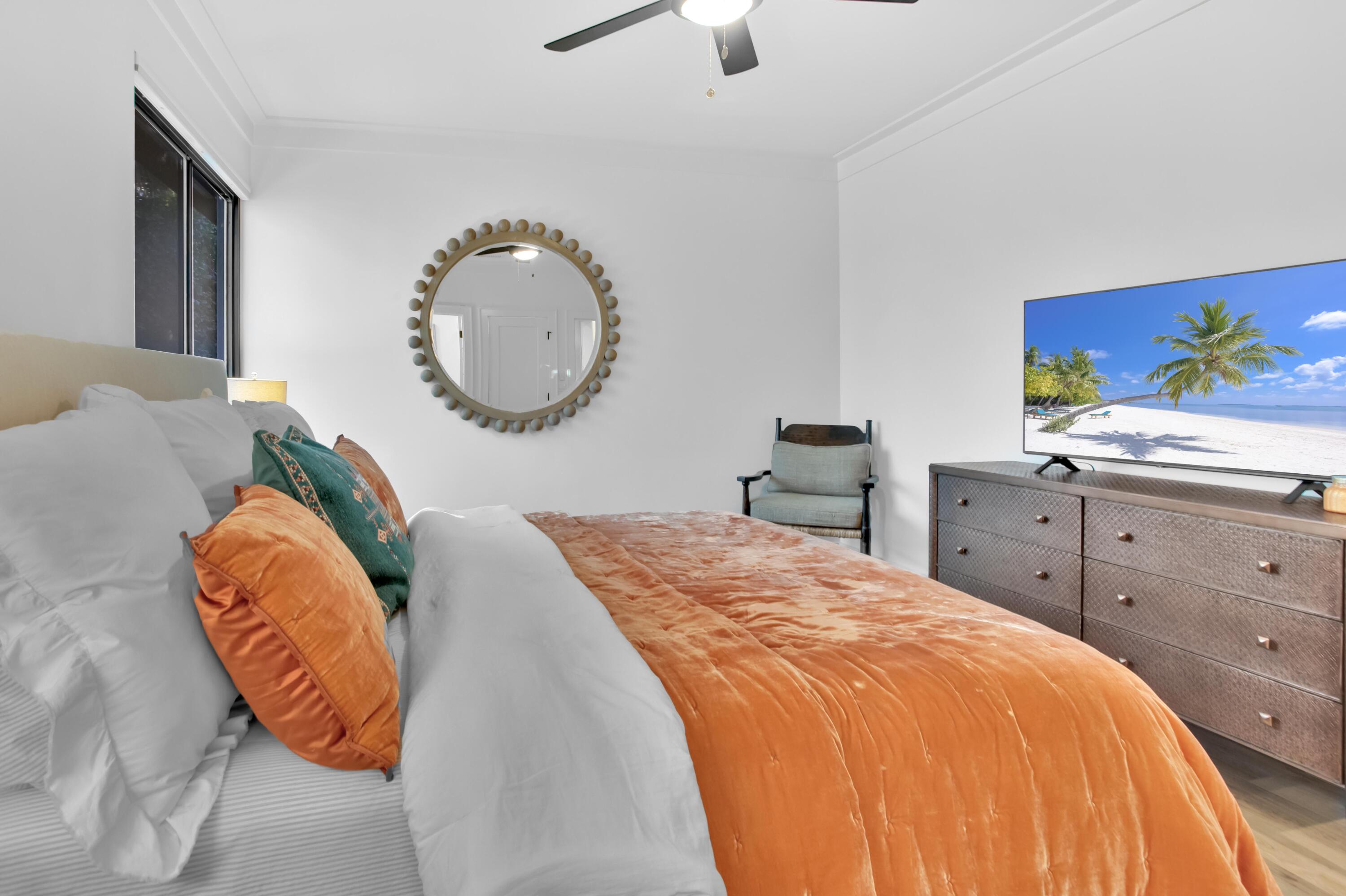 4630 Paradise Isle