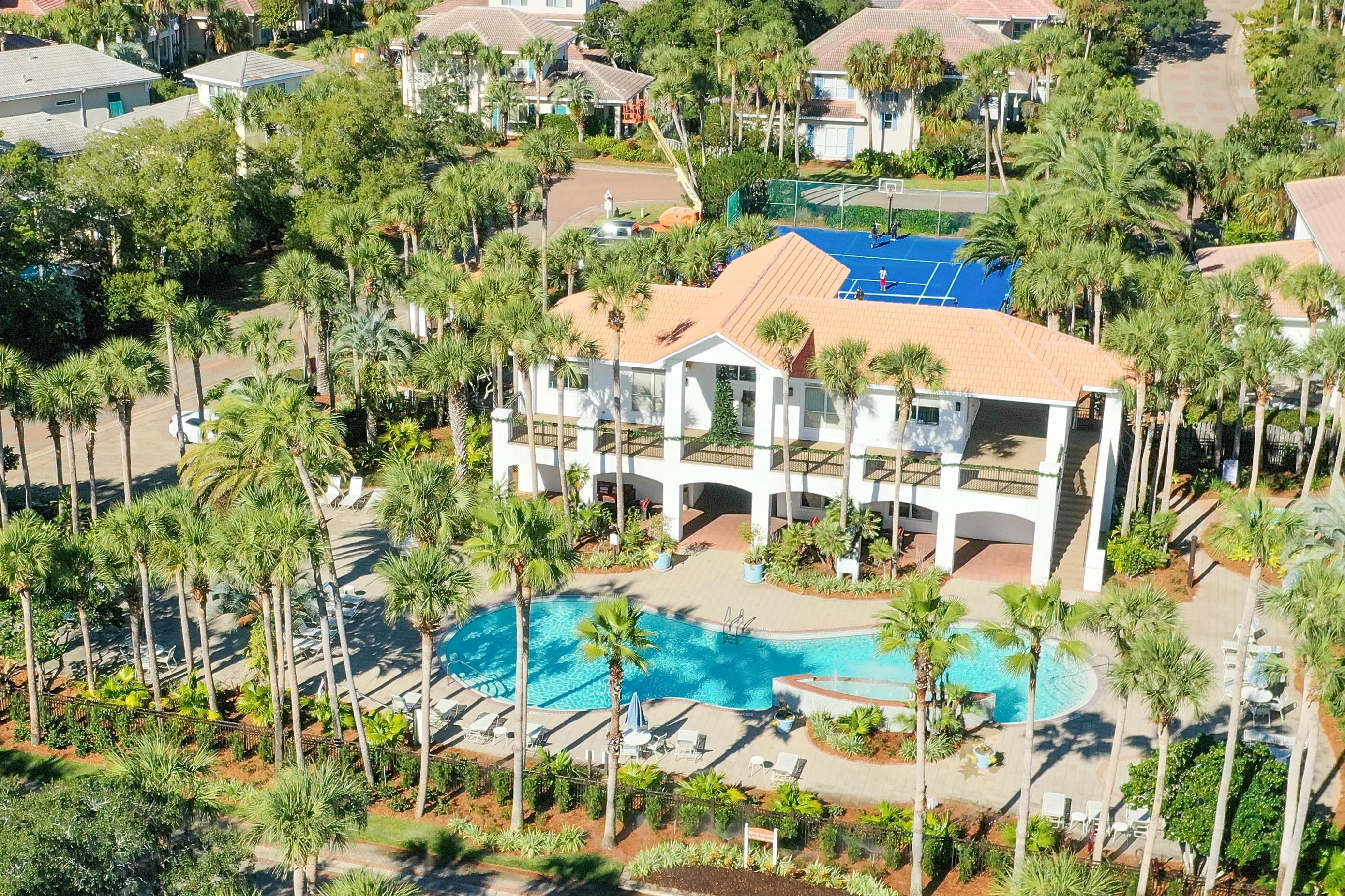 4630 Paradise Isle