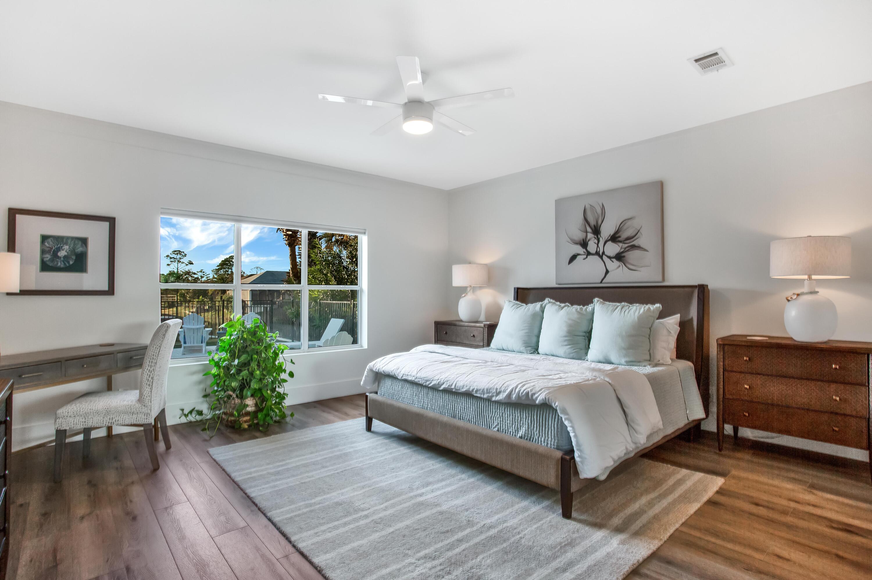 4630 Paradise Isle
