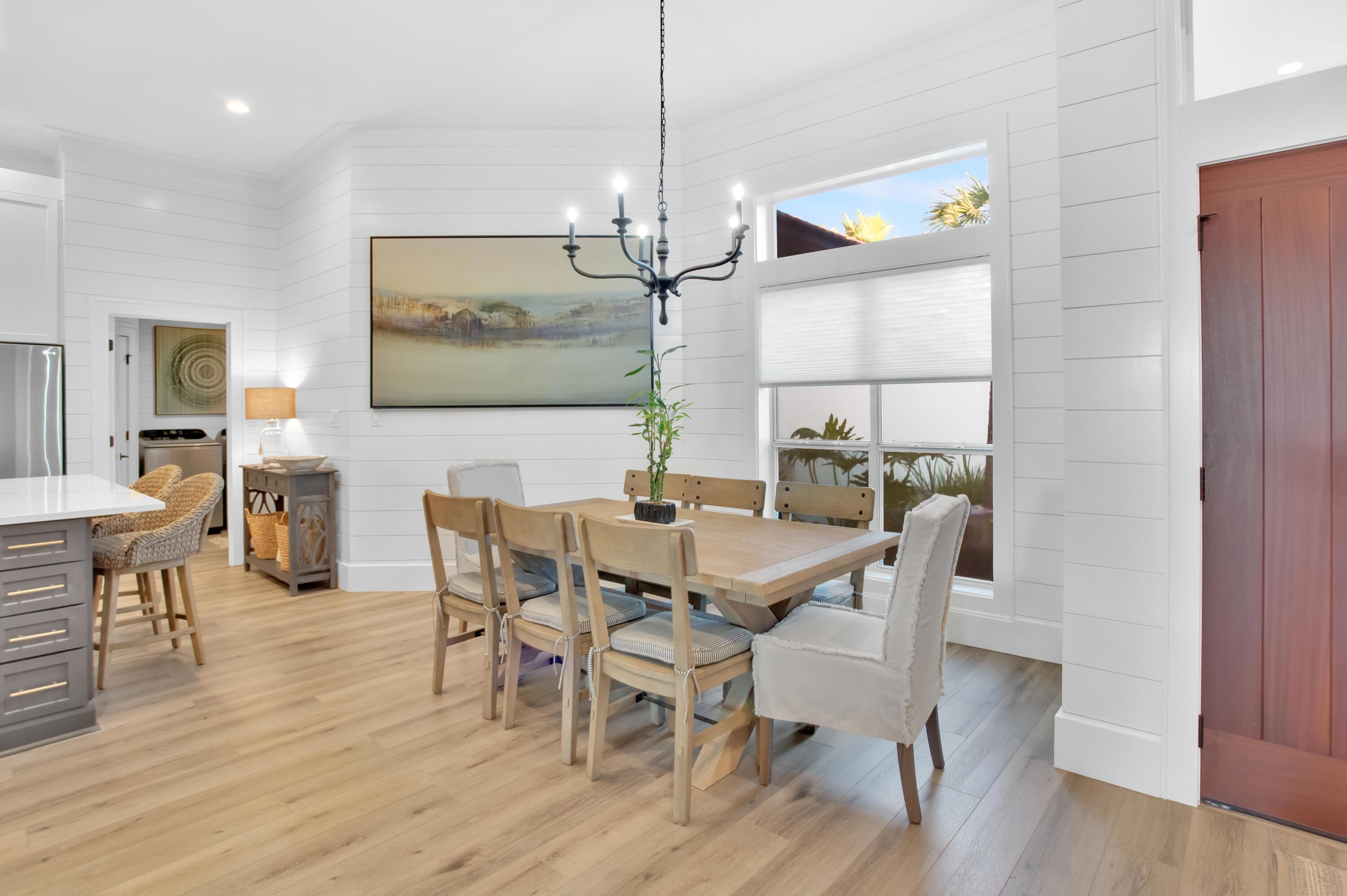 4630 Paradise Isle