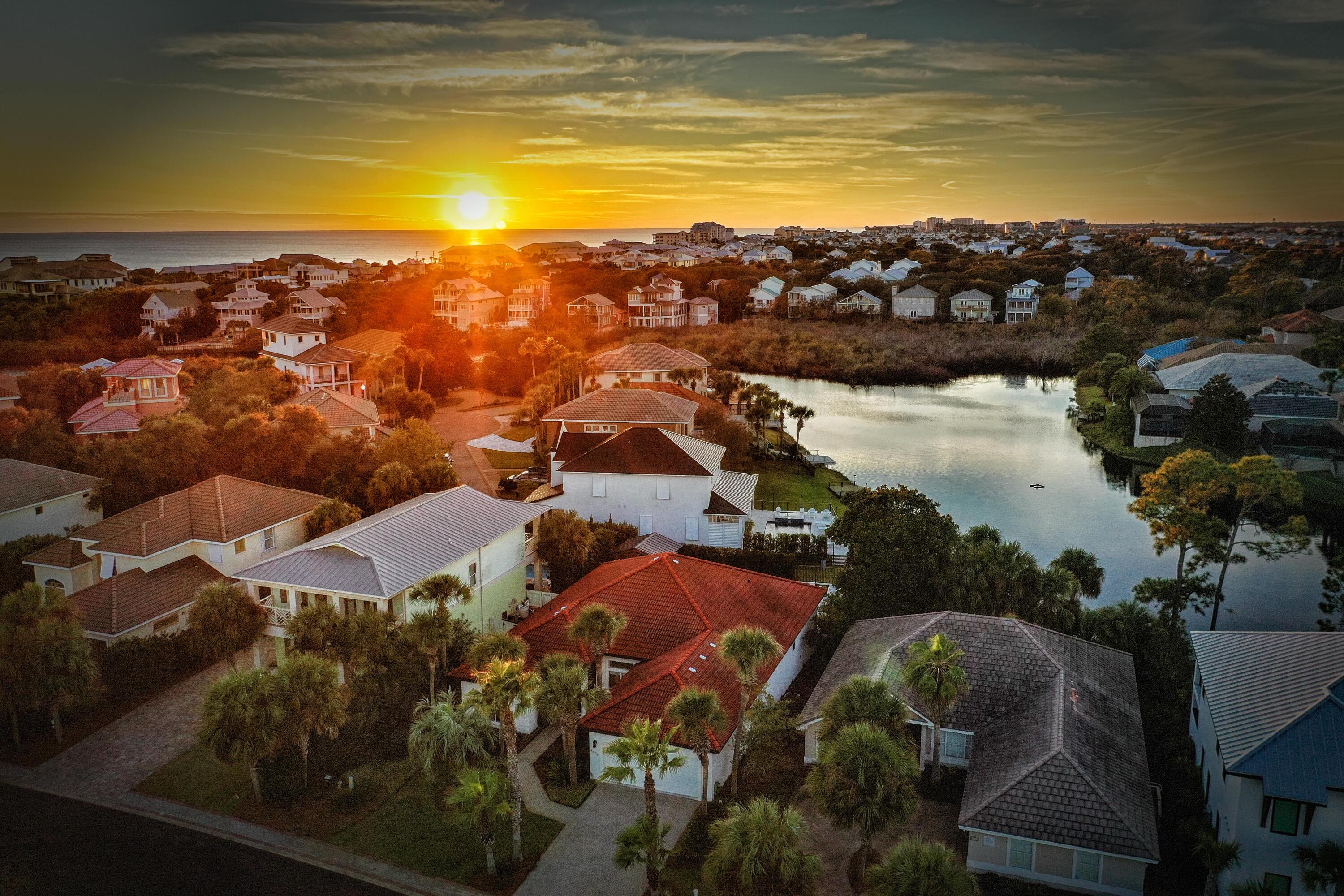 4630 Paradise Isle
