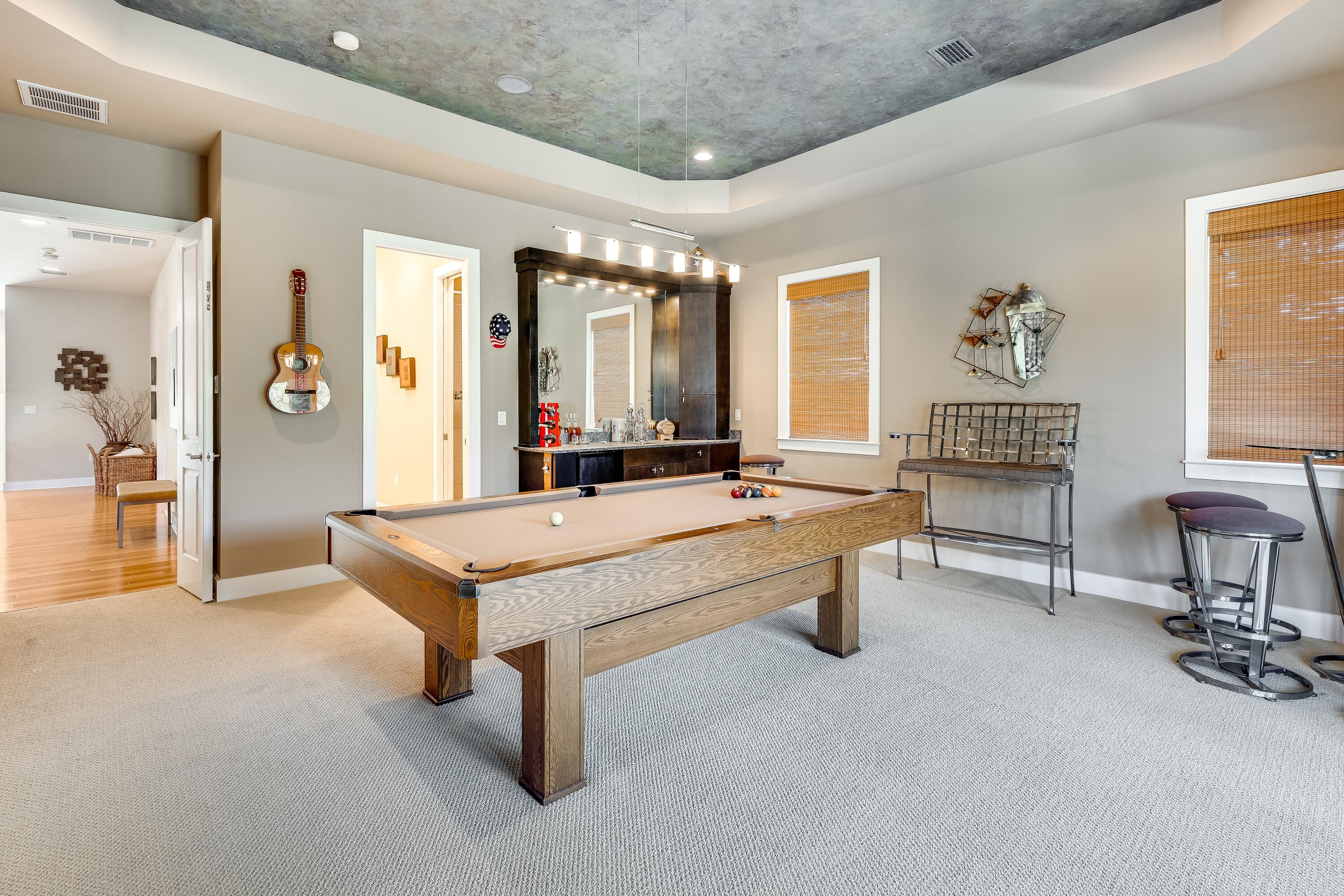 2943 Pine Valley Drive