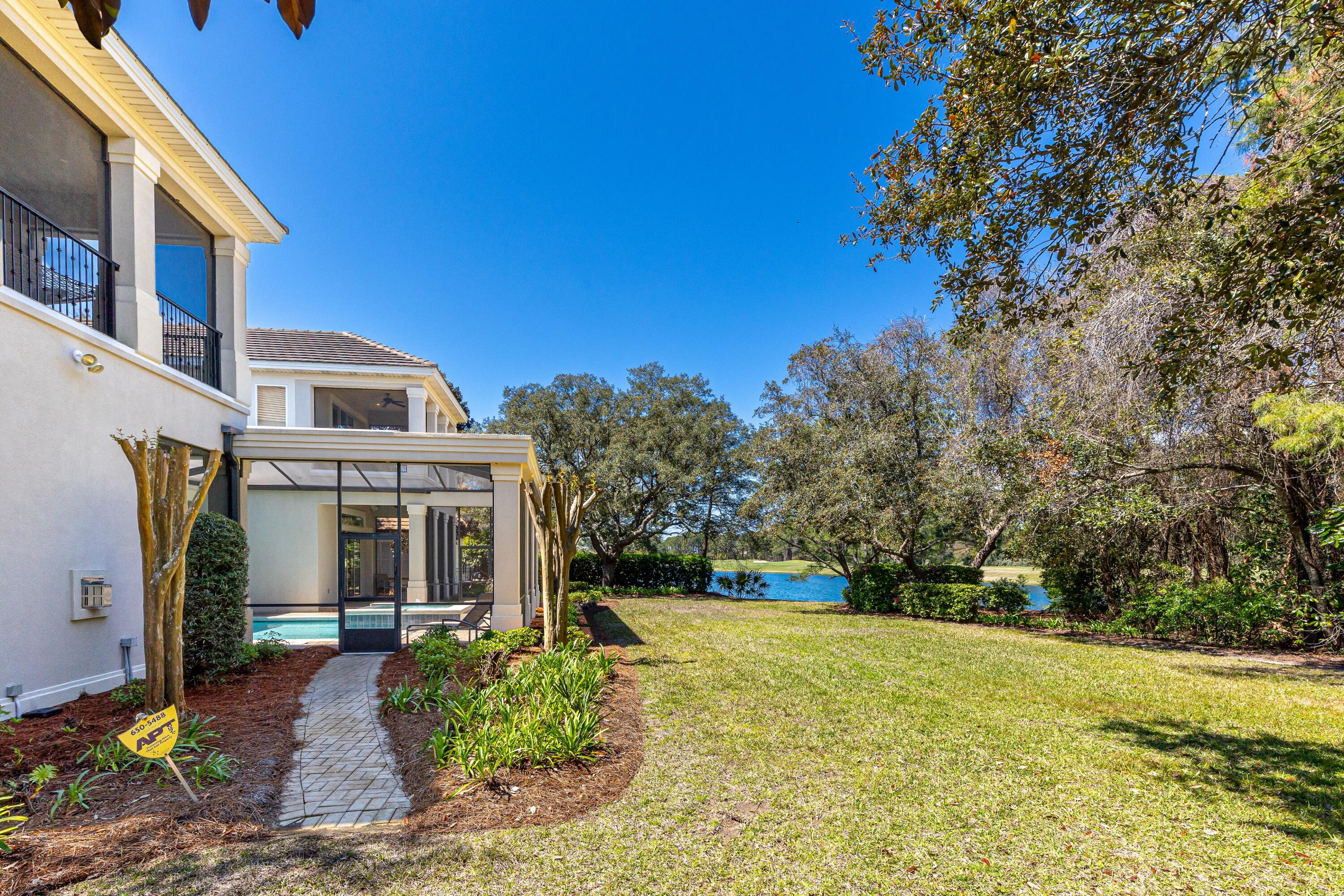 2943 Pine Valley Drive