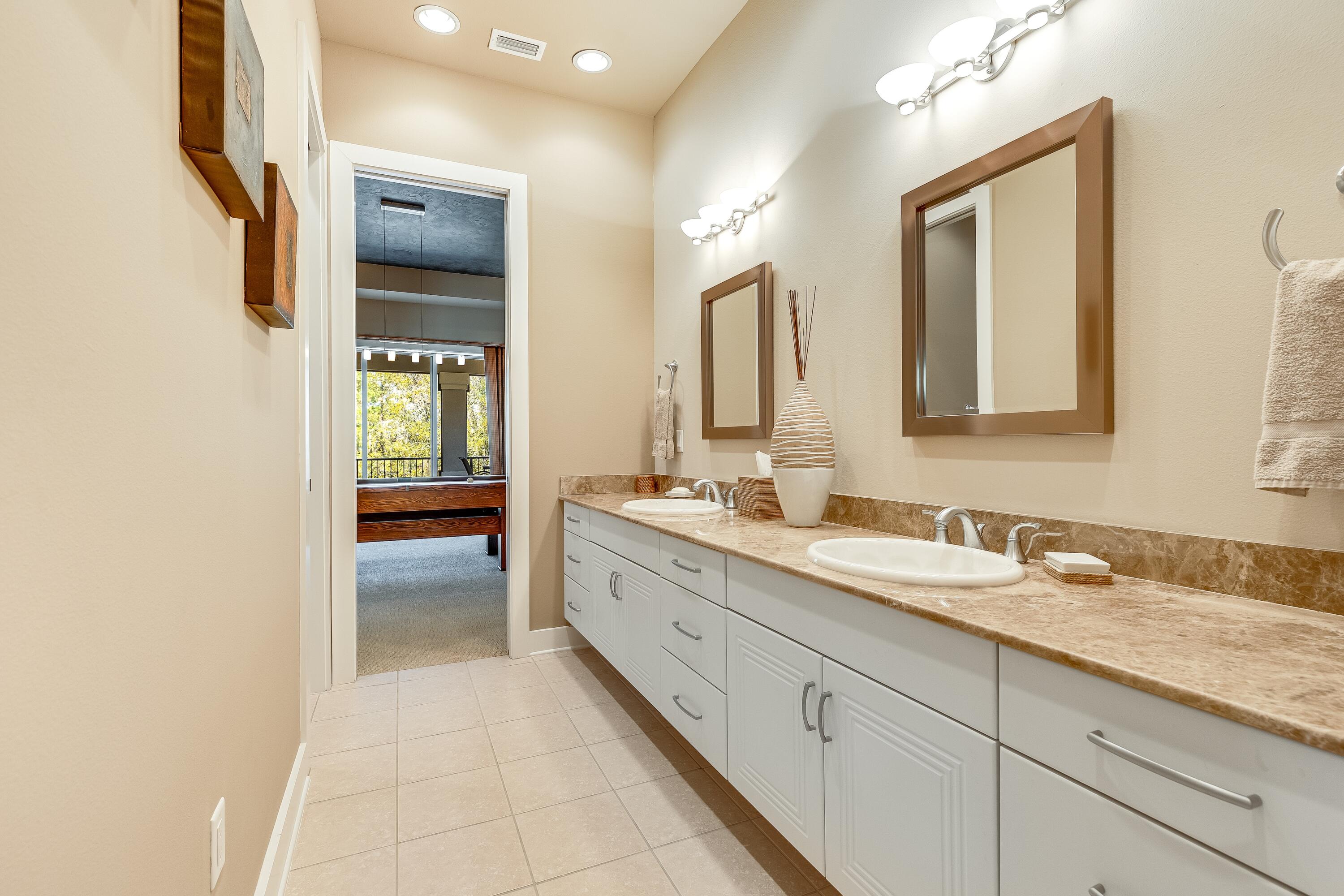 2943 Pine Valley Drive