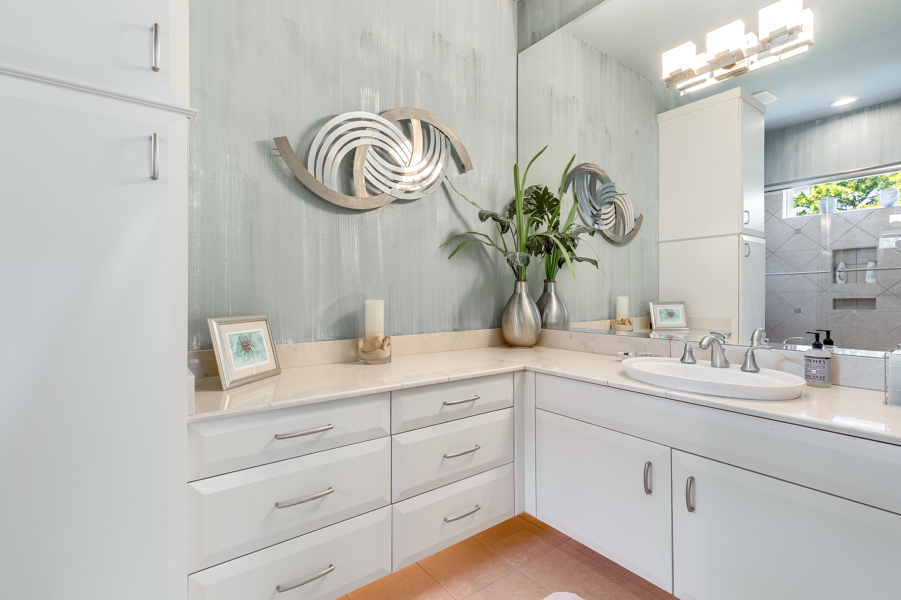 2943 Pine Valley Drive