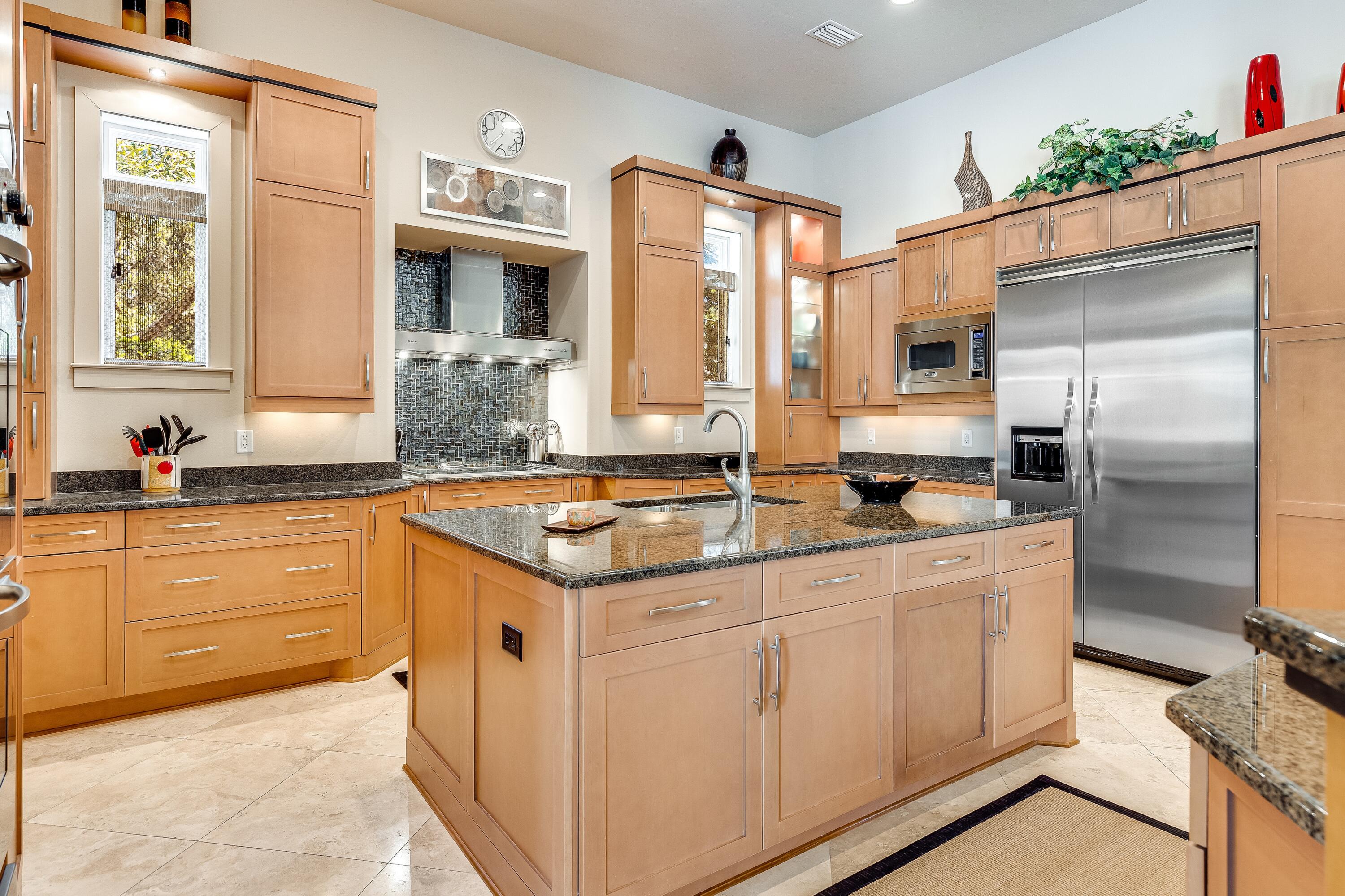 2943 Pine Valley Drive