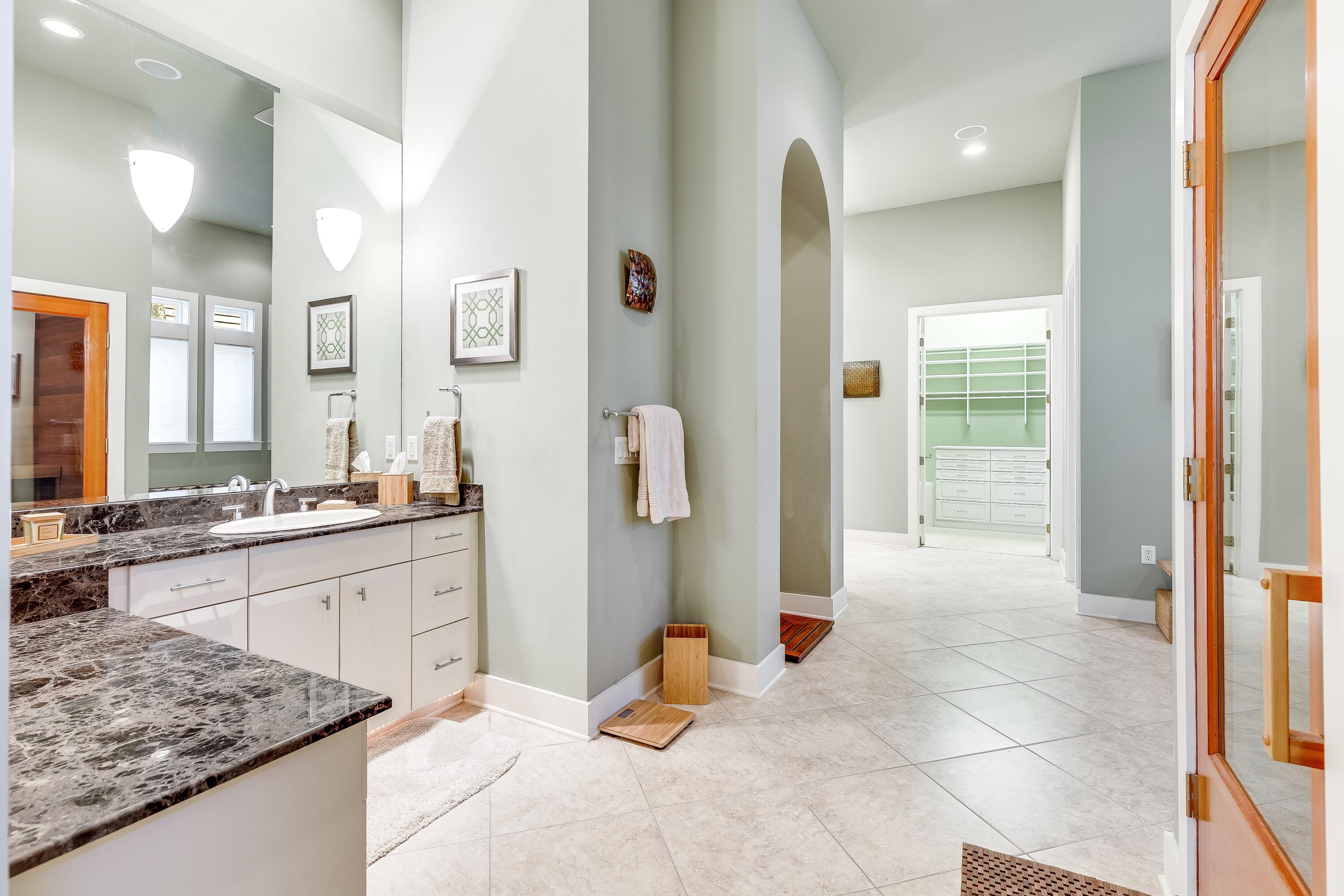 2943 Pine Valley Drive