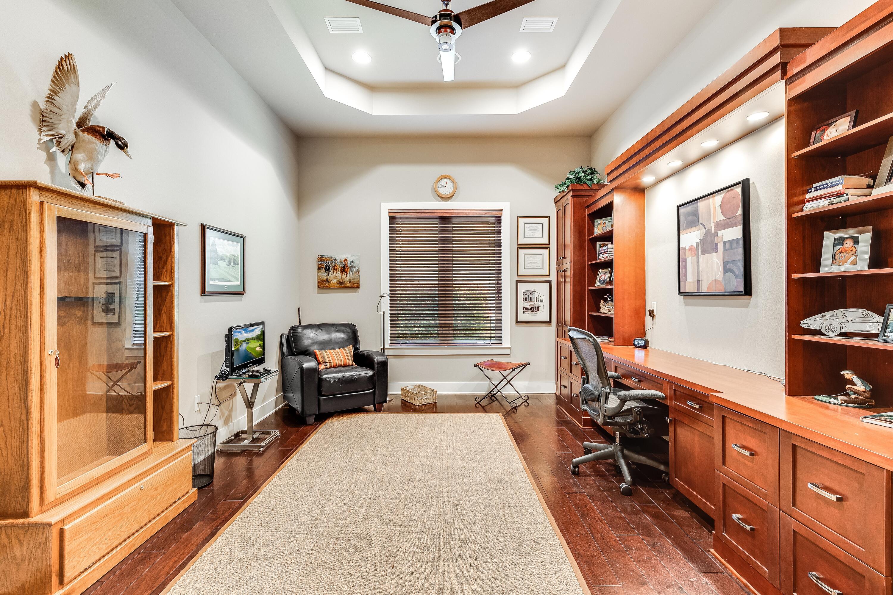 2943 Pine Valley Drive