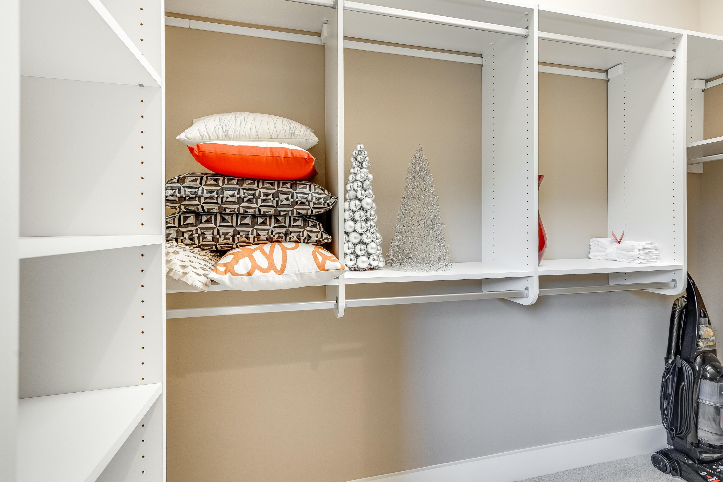 2943 Pine Valley Drive