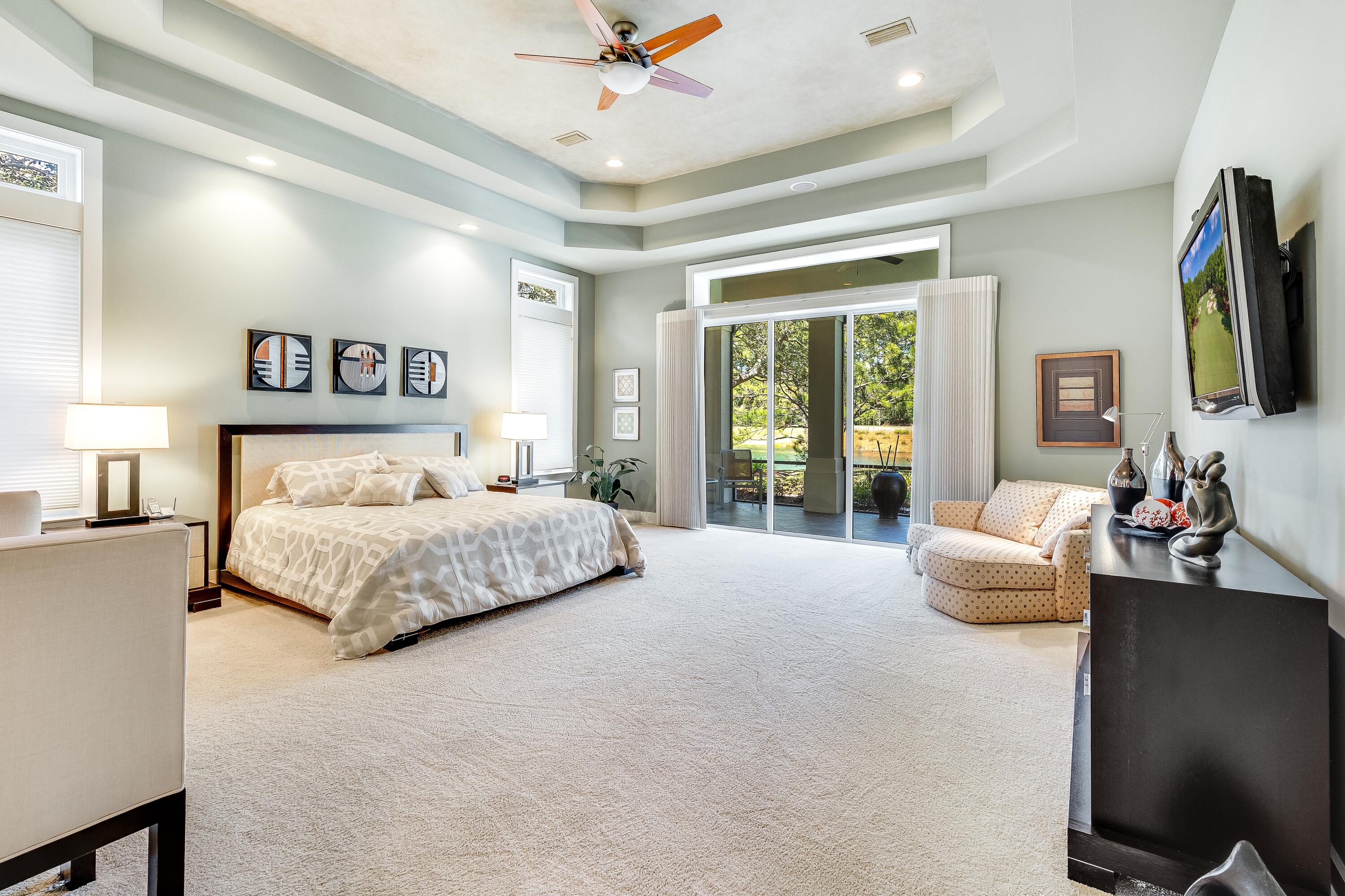 2943 Pine Valley Drive