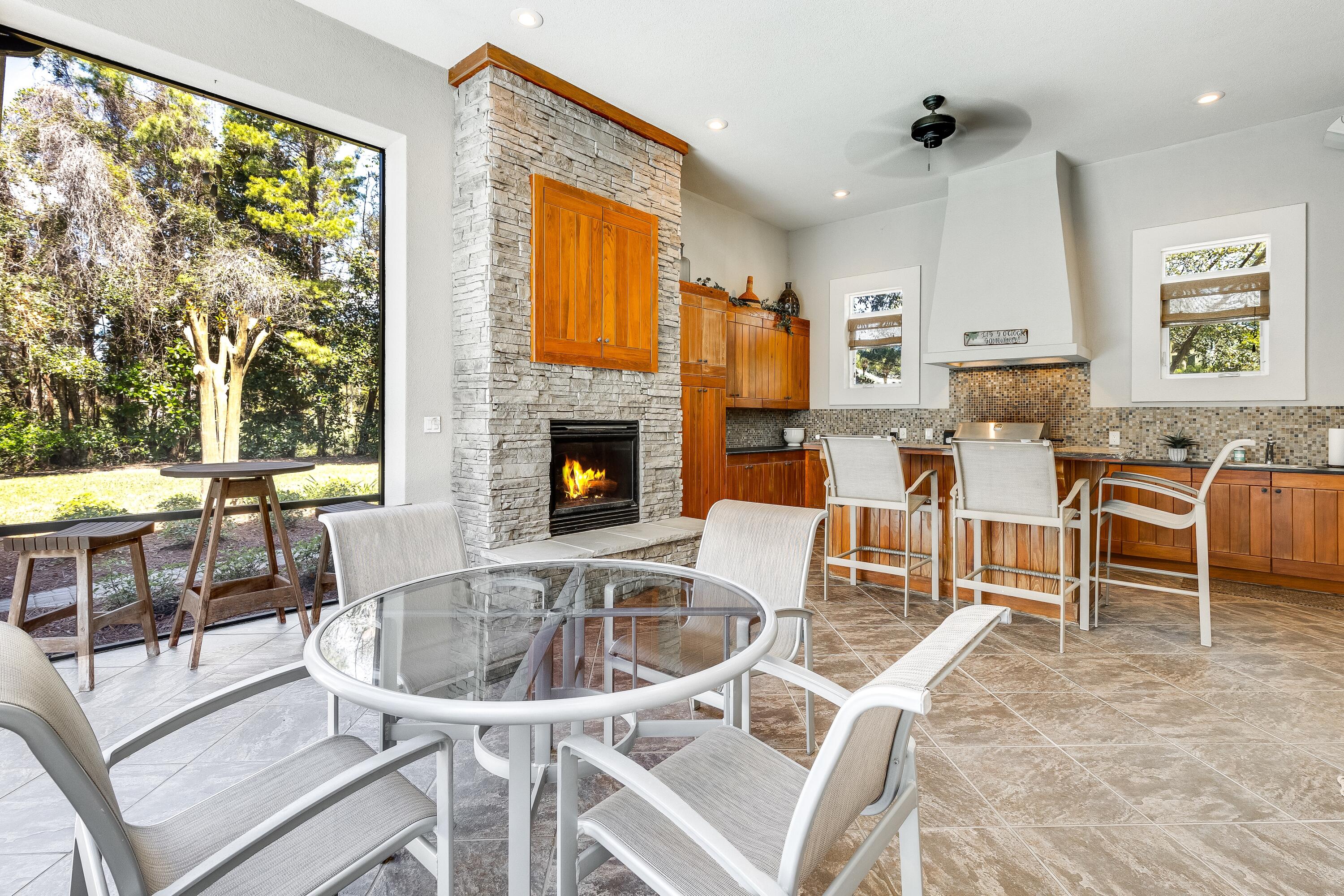 2943 Pine Valley Drive