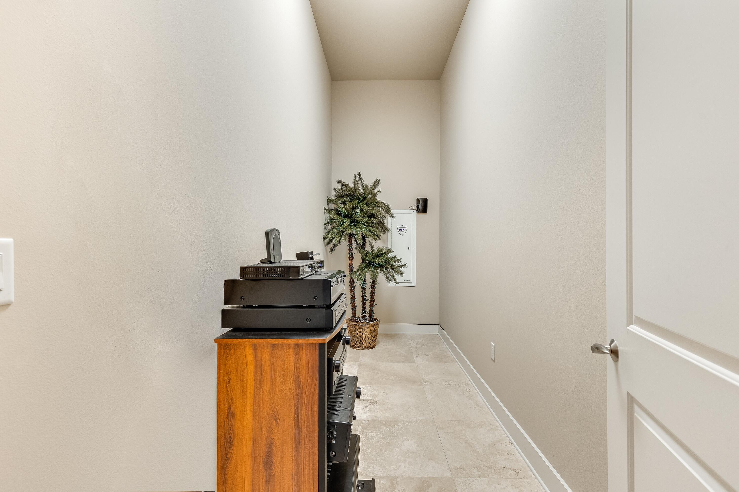 2943 Pine Valley Drive