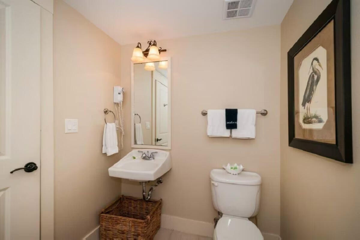 9100 Baytowne Wharf Boulevard, 452