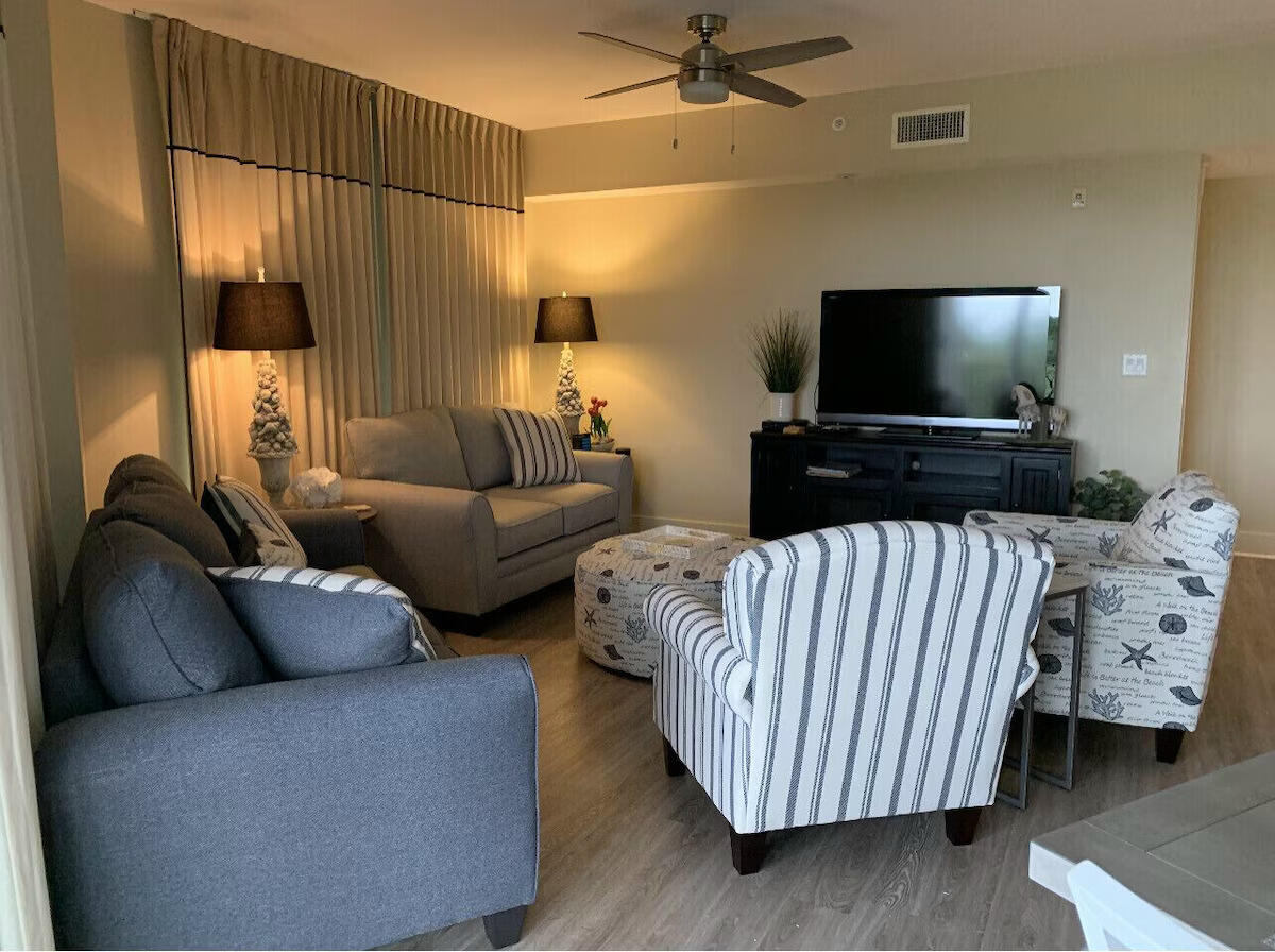 9100 Baytowne Wharf Boulevard, 452