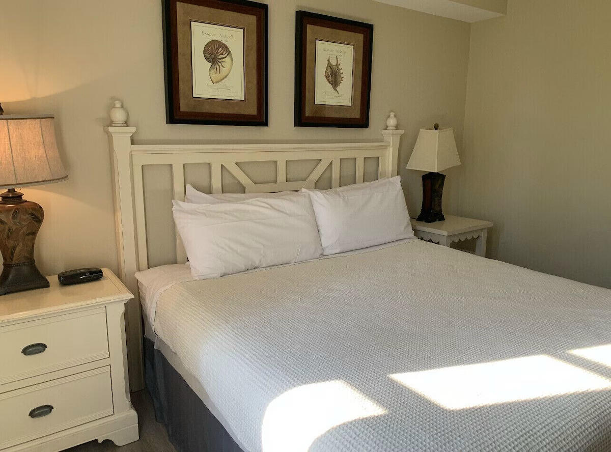 9100 Baytowne Wharf Boulevard, 452